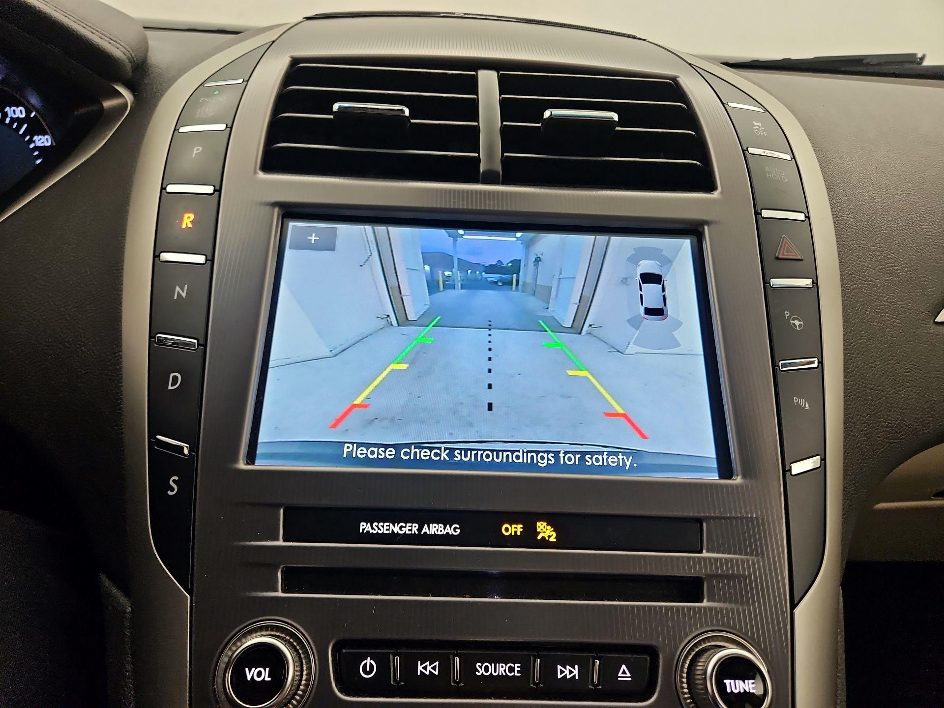 Thumbnail: 2019 Lincoln MKZ - 15