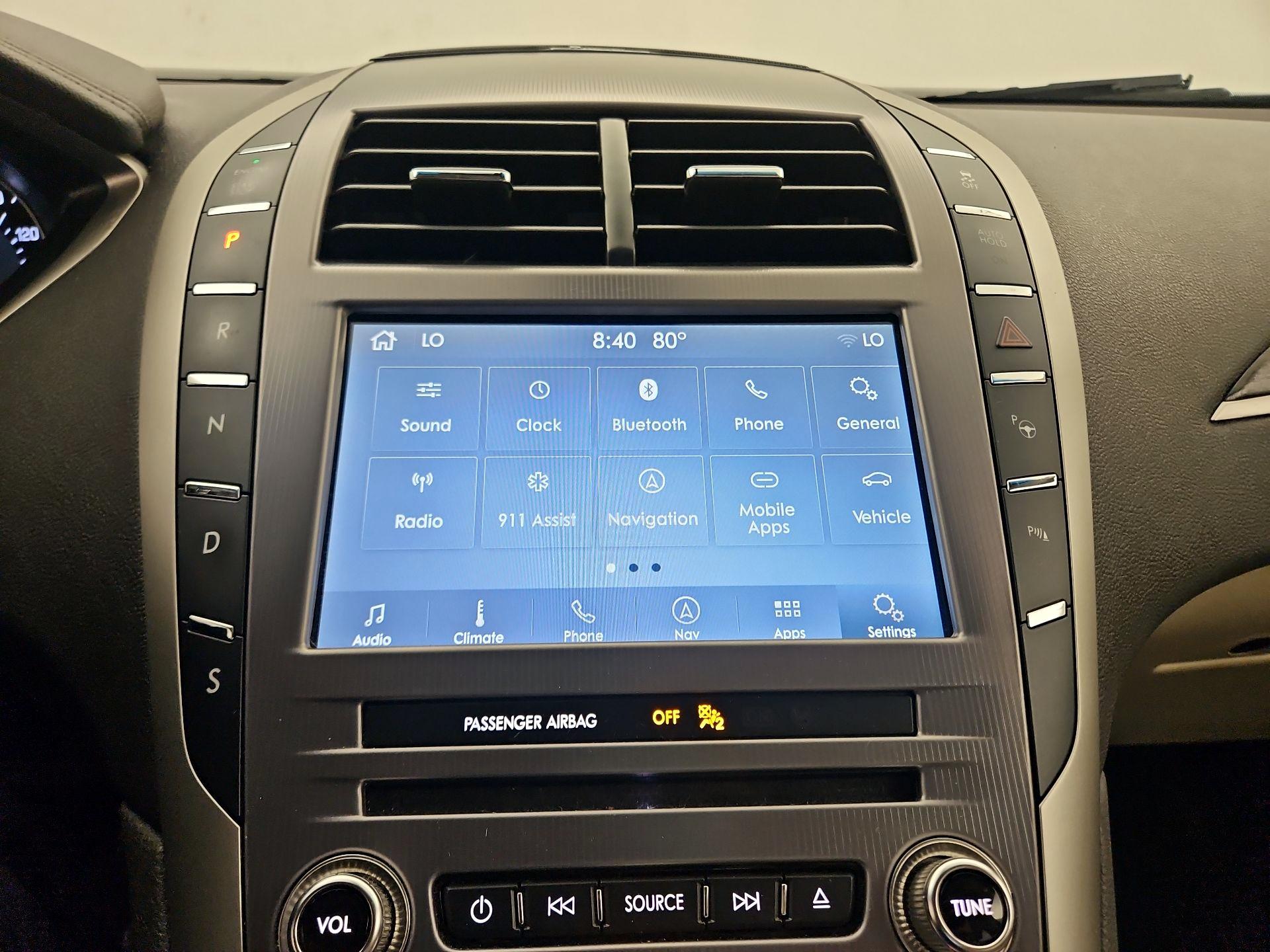 Thumbnail: 2019 Lincoln MKZ - 16