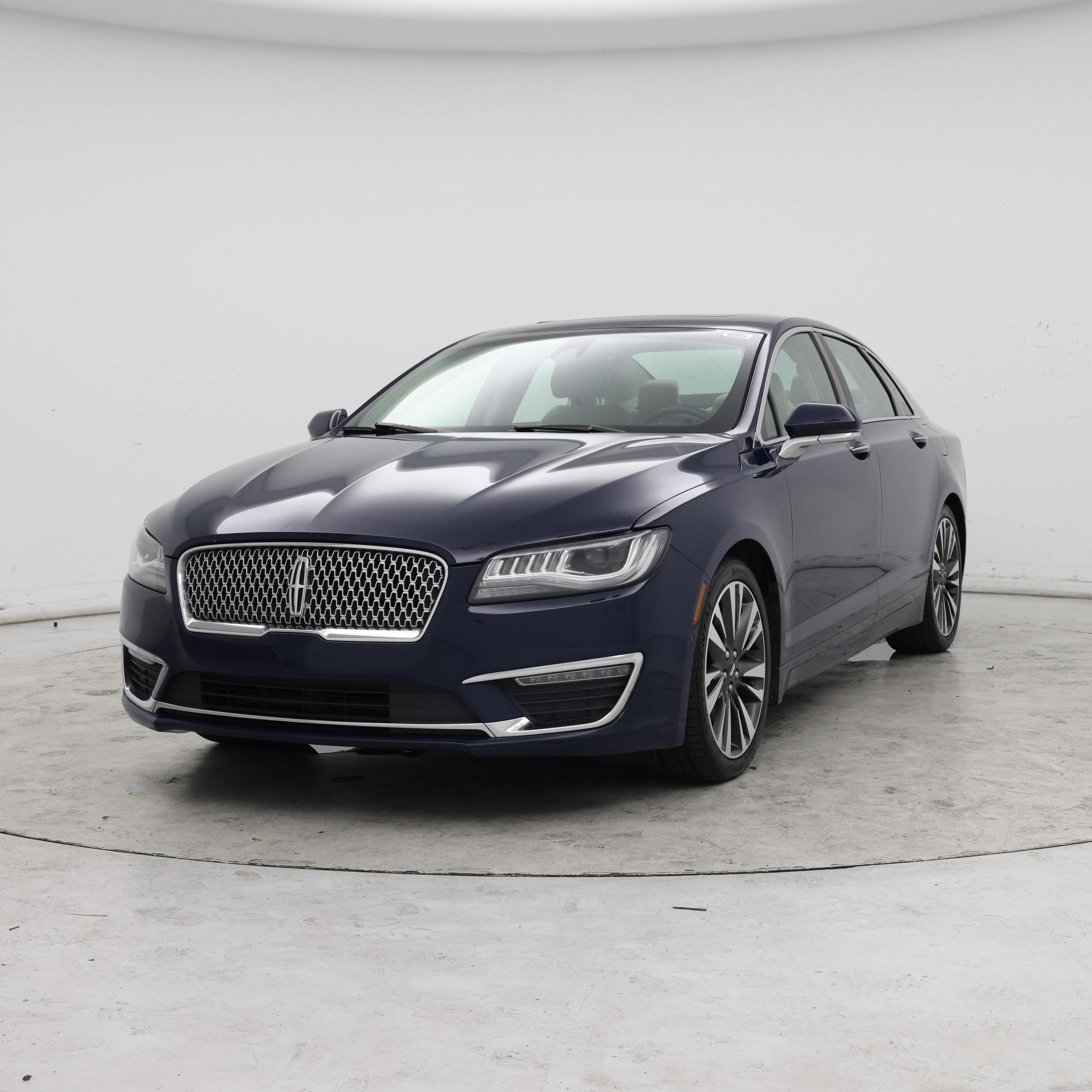 Thumbnail: 2019 Lincoln MKZ - 4