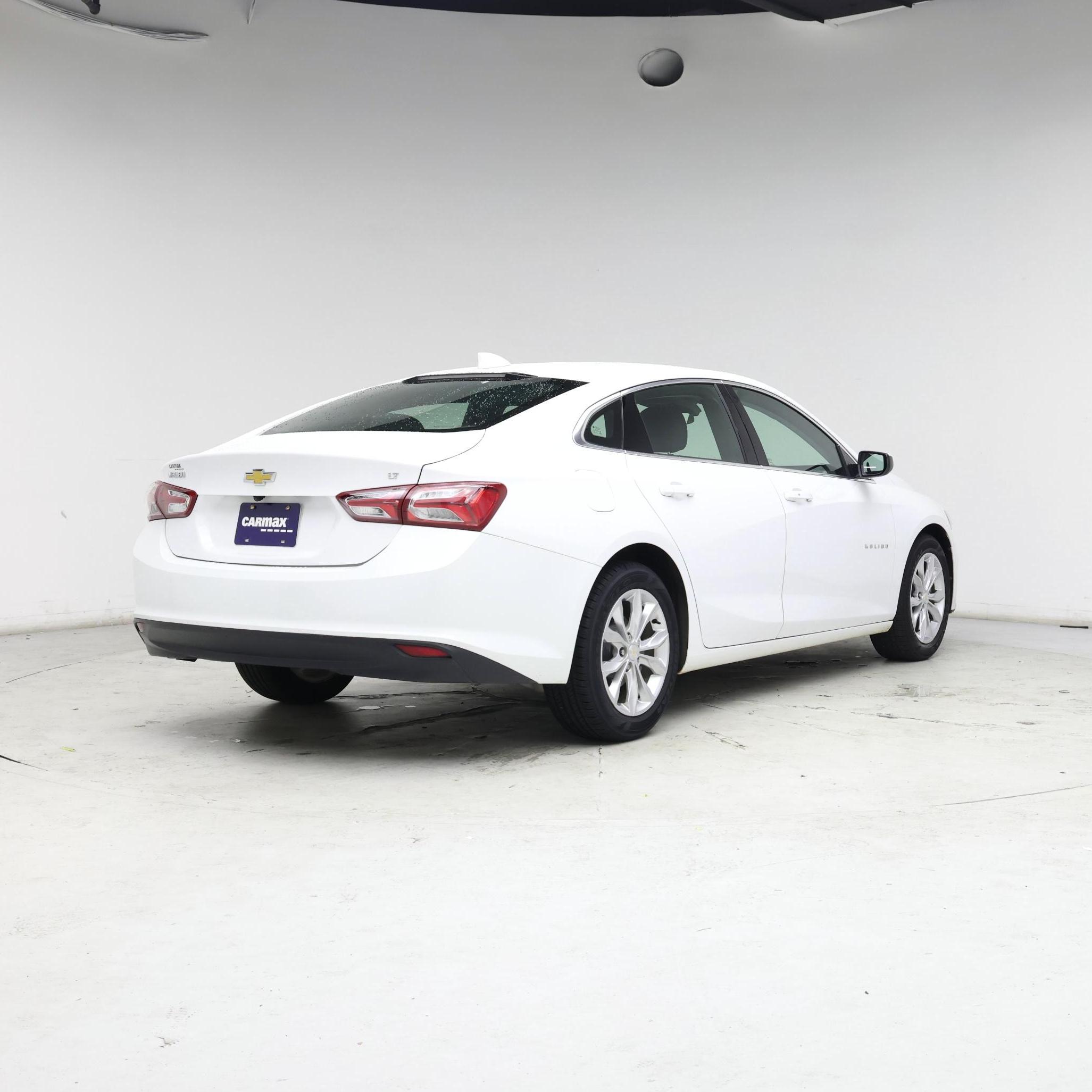 Thumbnail: 2019 Chevrolet Malibu - 8