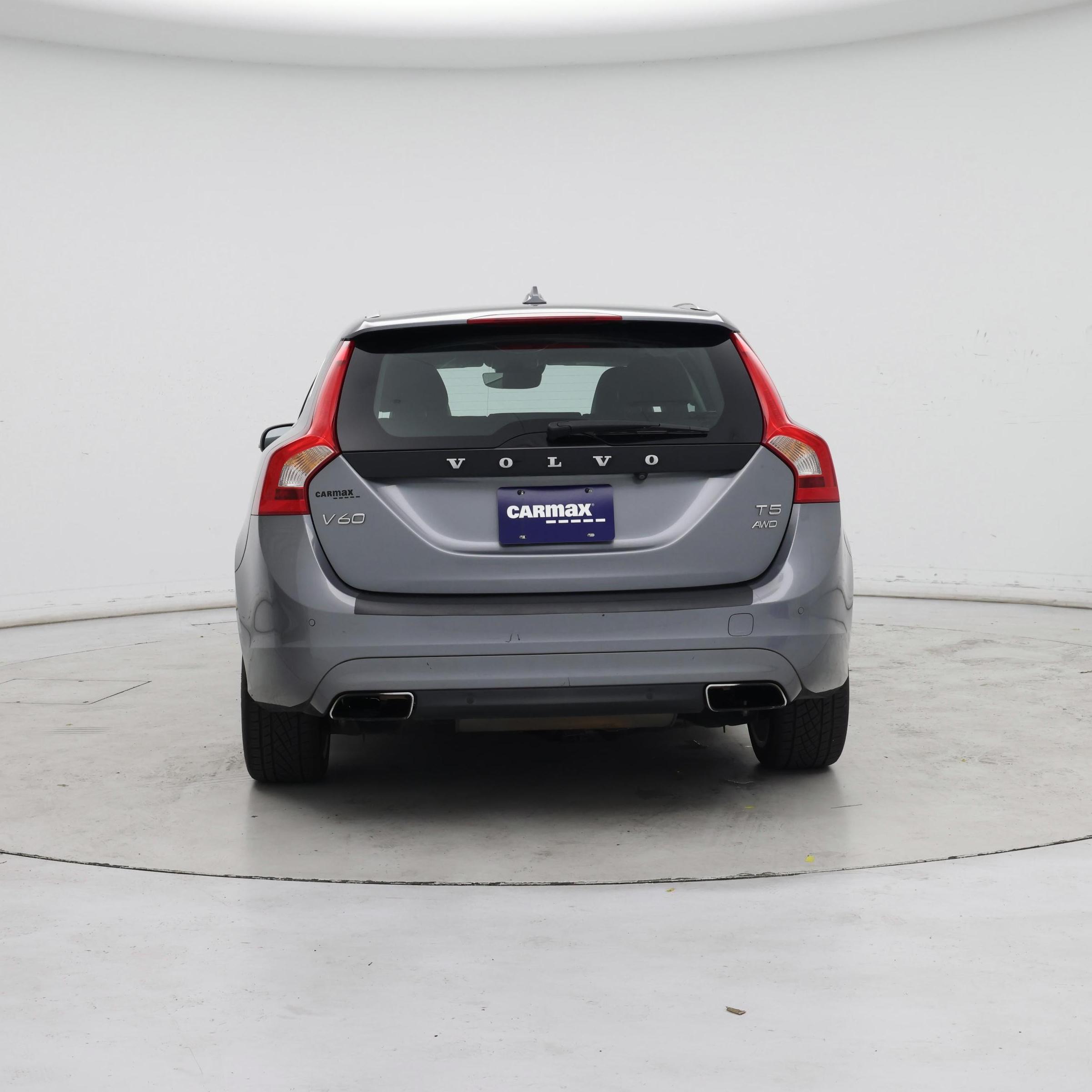 Thumbnail: 2016 Volvo V60 - 6