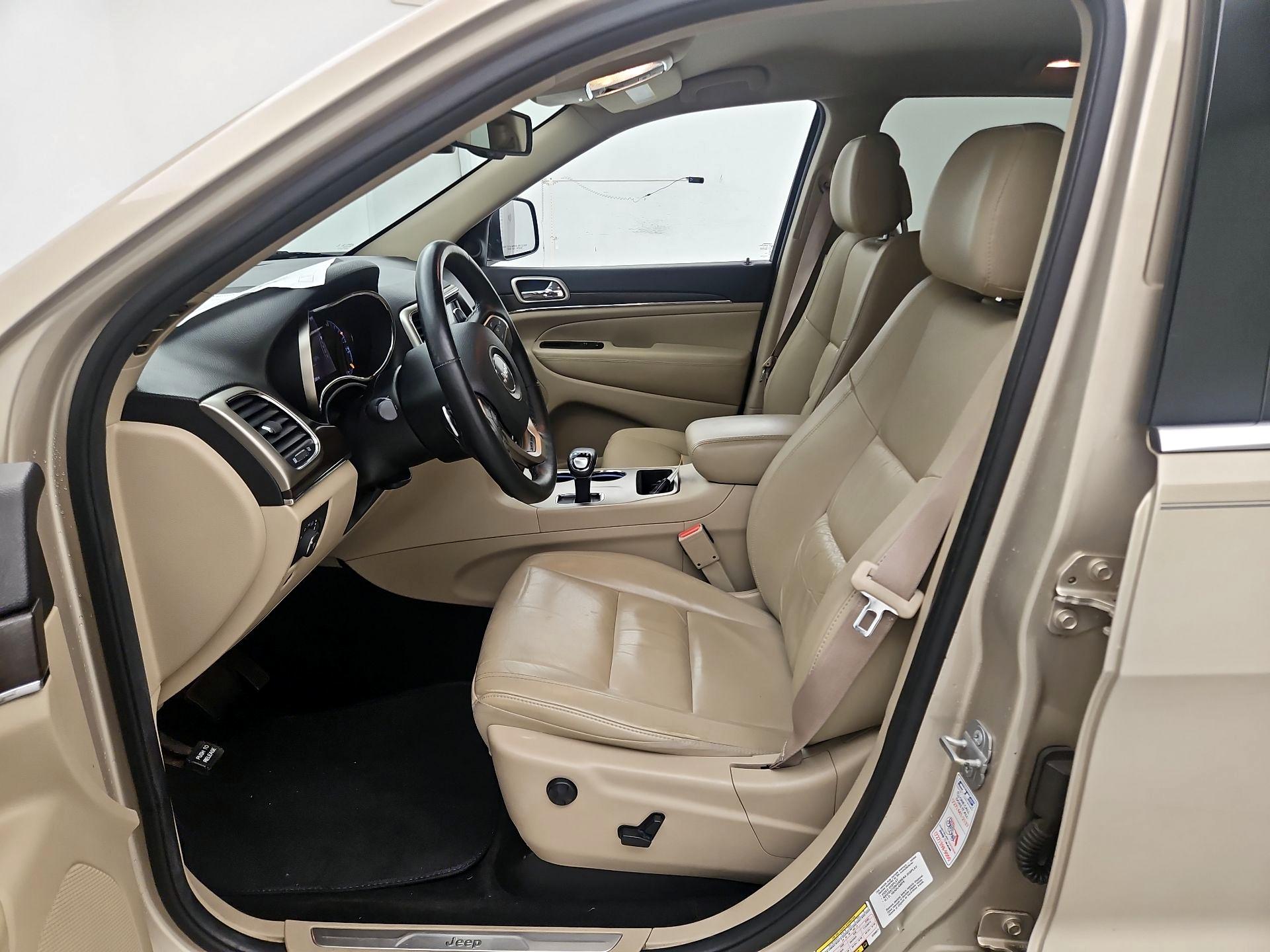Thumbnail: 2014 Jeep Grand Cherokee - 11