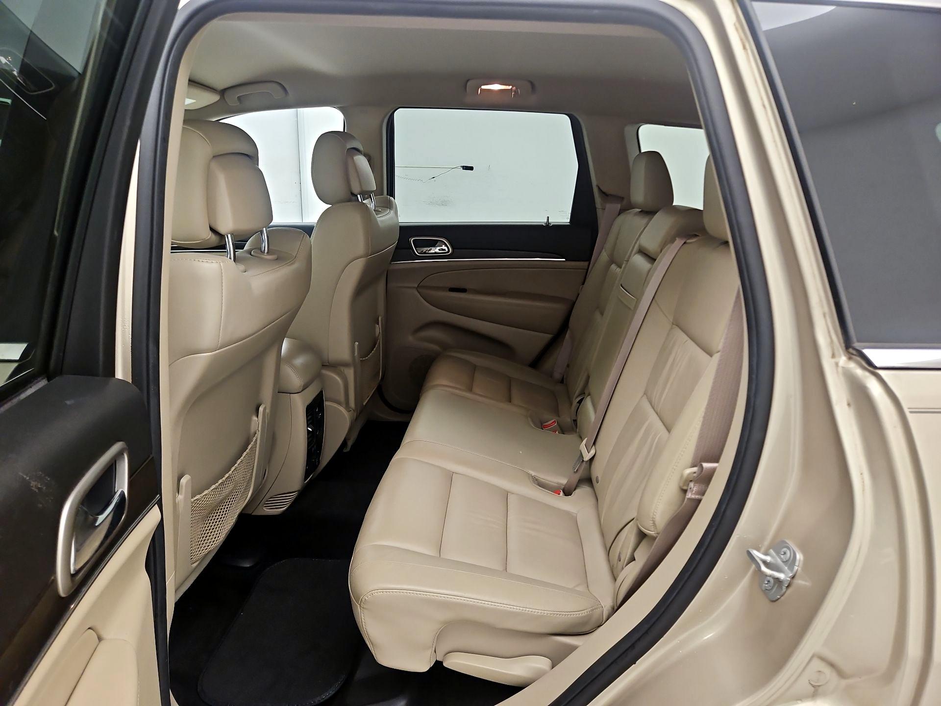 Thumbnail: 2014 Jeep Grand Cherokee - 20