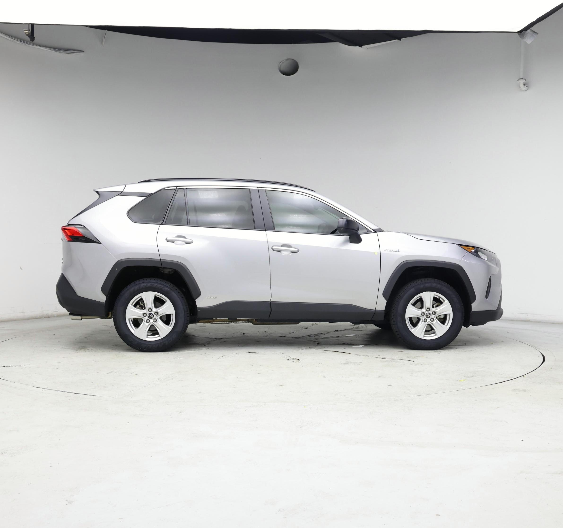 Thumbnail: 2021 Toyota RAV4 - 7