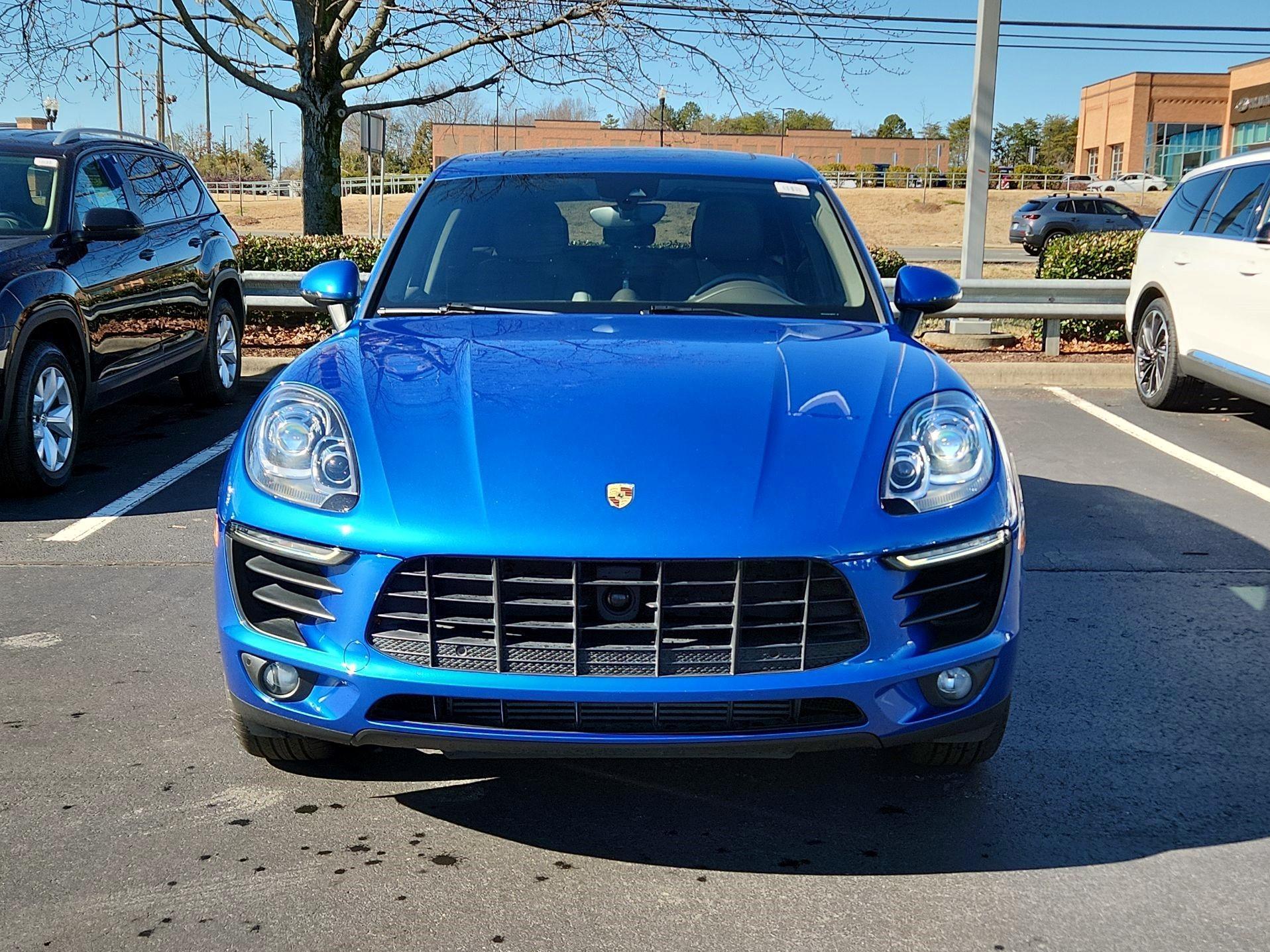 Thumbnail: 2017 Porsche Macan - 2