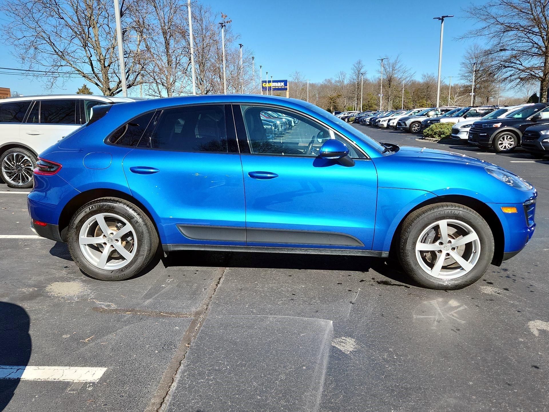 Thumbnail: 2017 Porsche Macan - 4