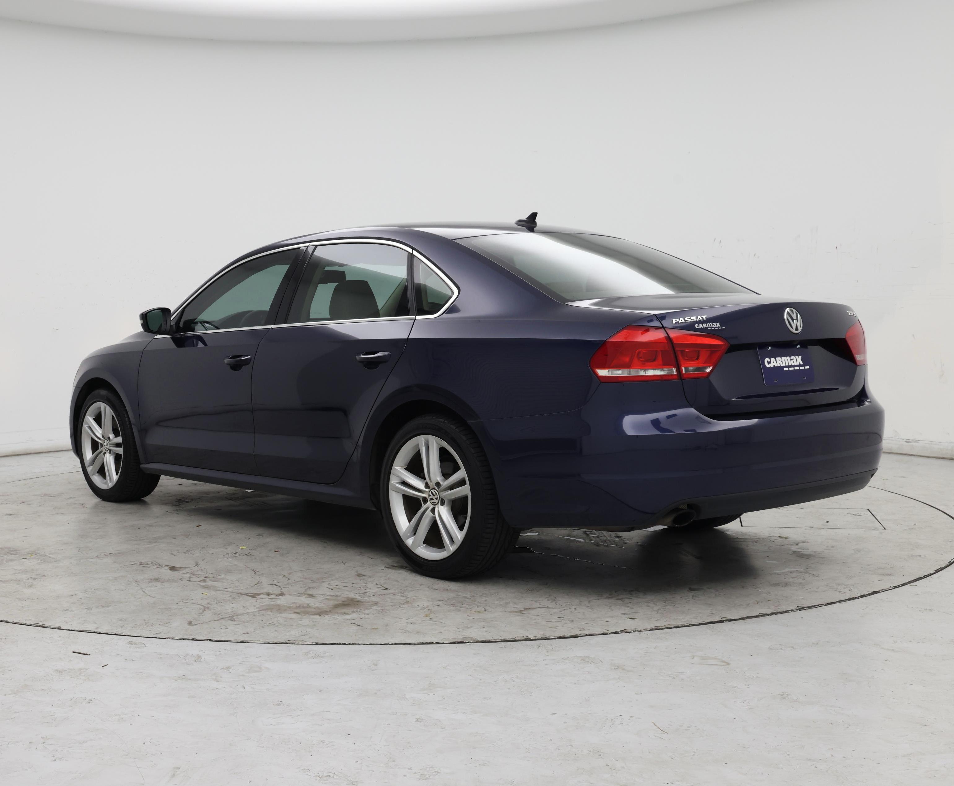Thumbnail: 2014 Volkswagen Passat - 2