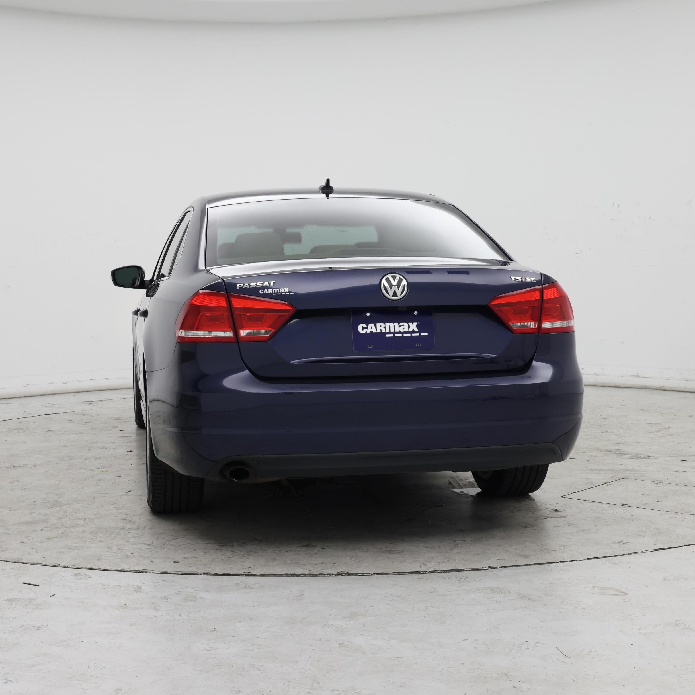 Thumbnail: 2014 Volkswagen Passat - 6