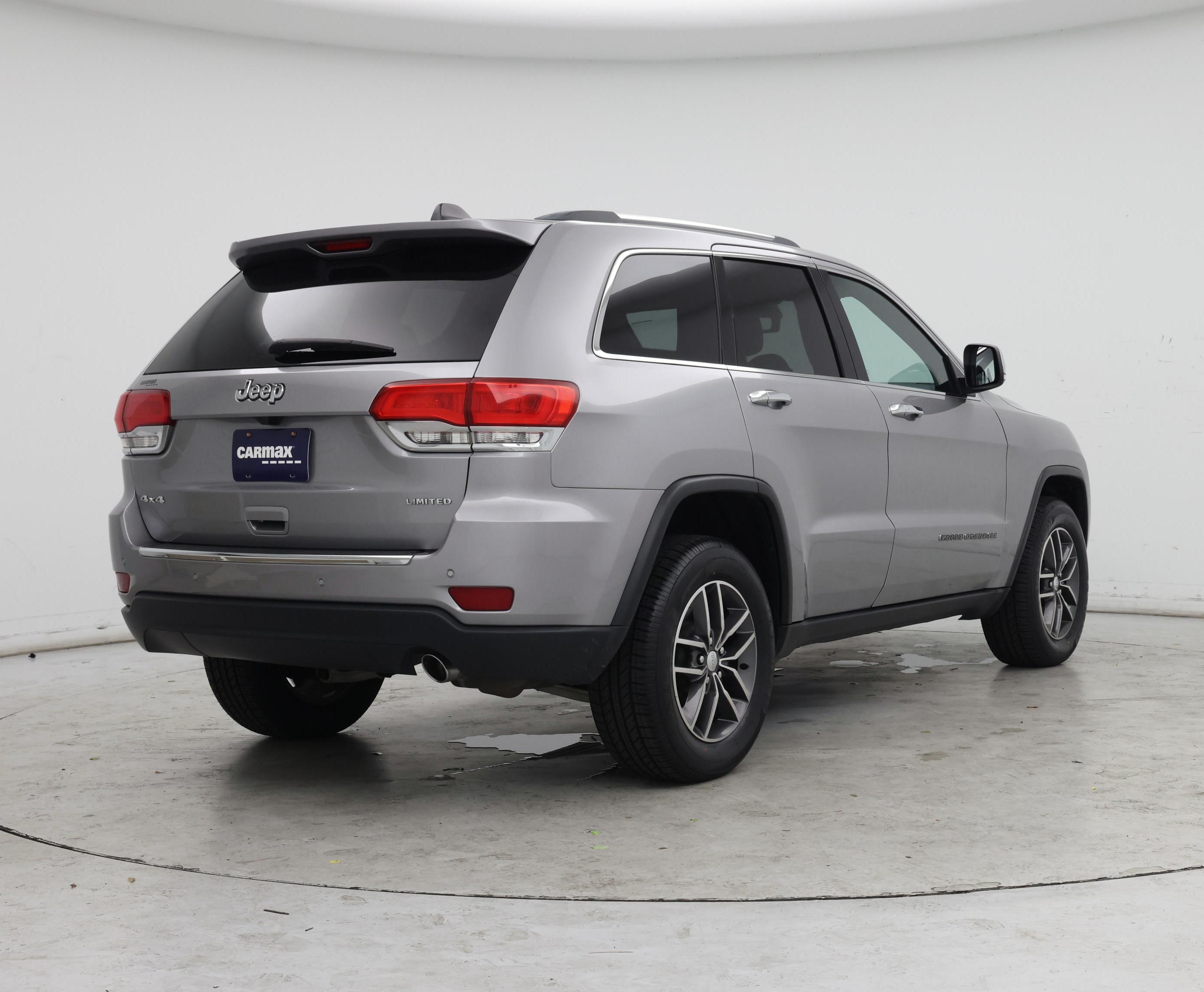 Thumbnail: 2018 Jeep Grand Cherokee - 8