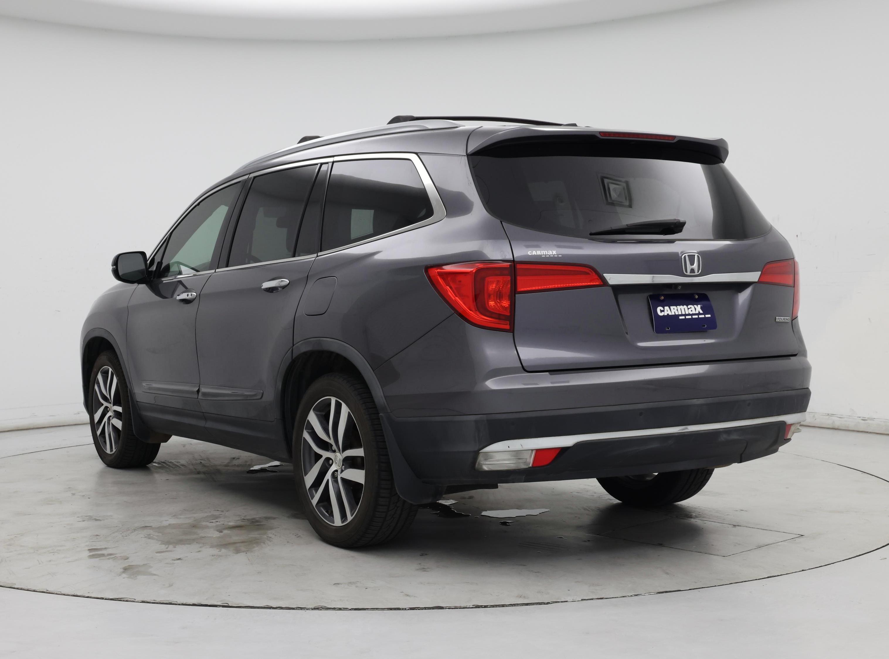 Thumbnail: 2016 Honda Pilot - 2