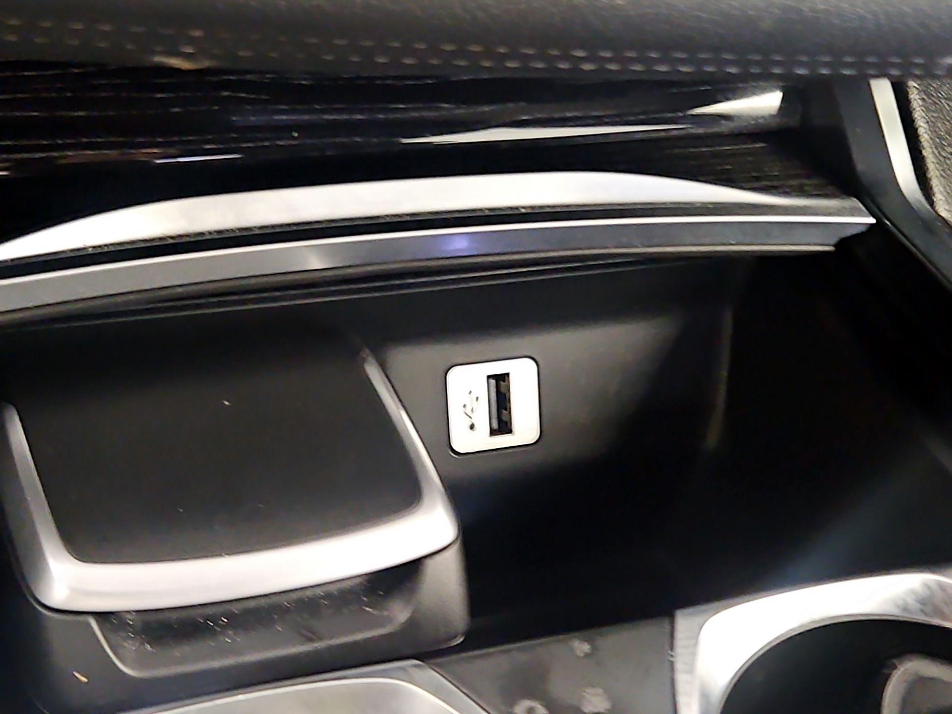 Thumbnail: 2017 BMW 7 Series - 19