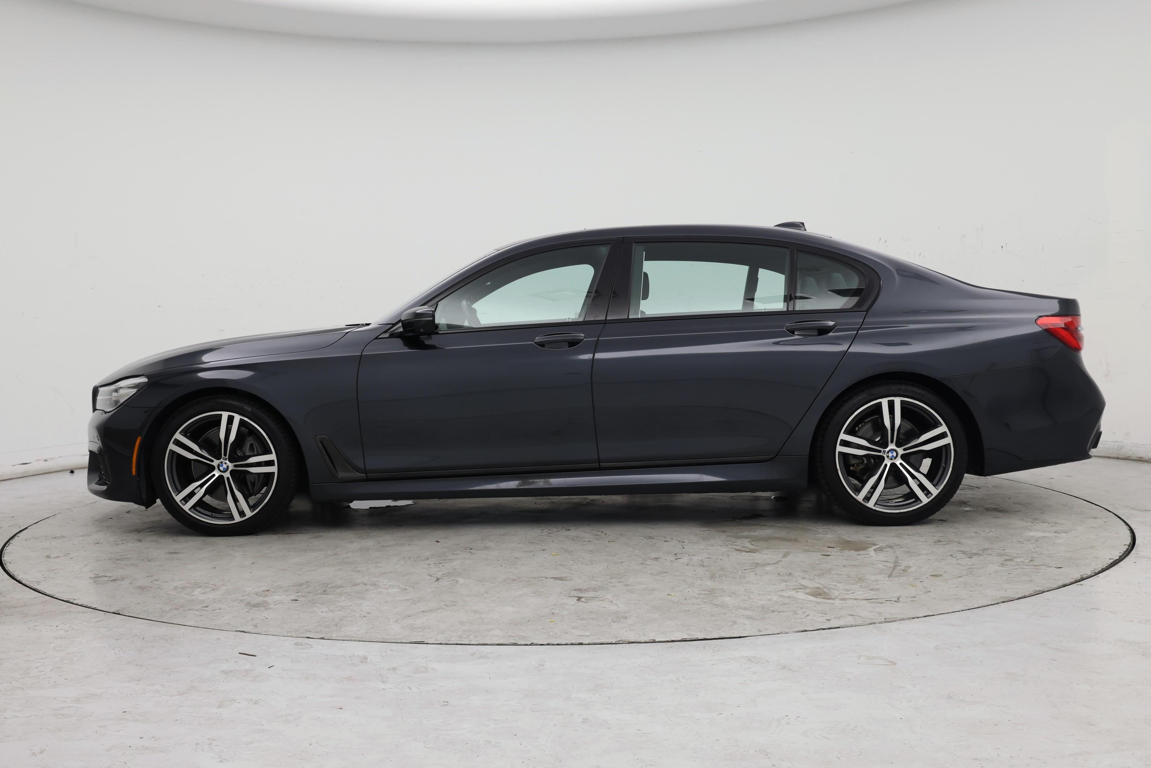 Thumbnail: 2017 BMW 7 Series - 3