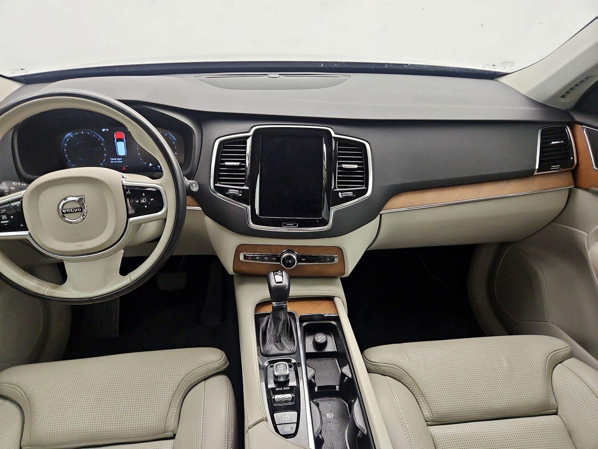 Thumbnail: 2018 Volvo XC90 - 9