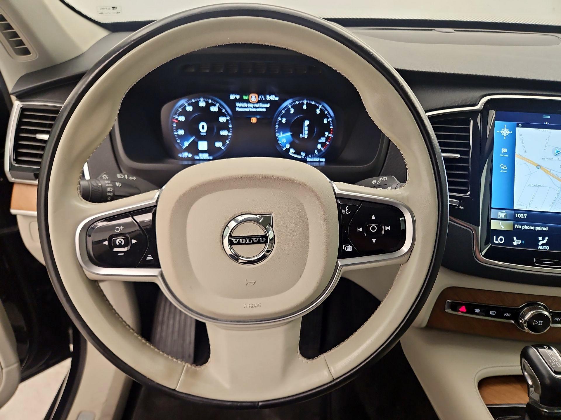 Thumbnail: 2018 Volvo XC90 - 10