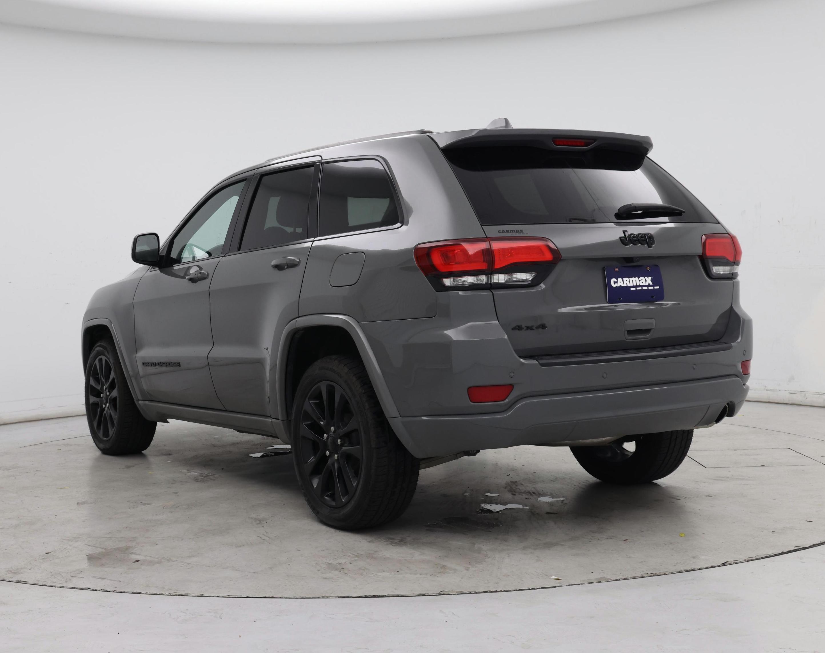 Thumbnail: 2020 Jeep Grand Cherokee - 2