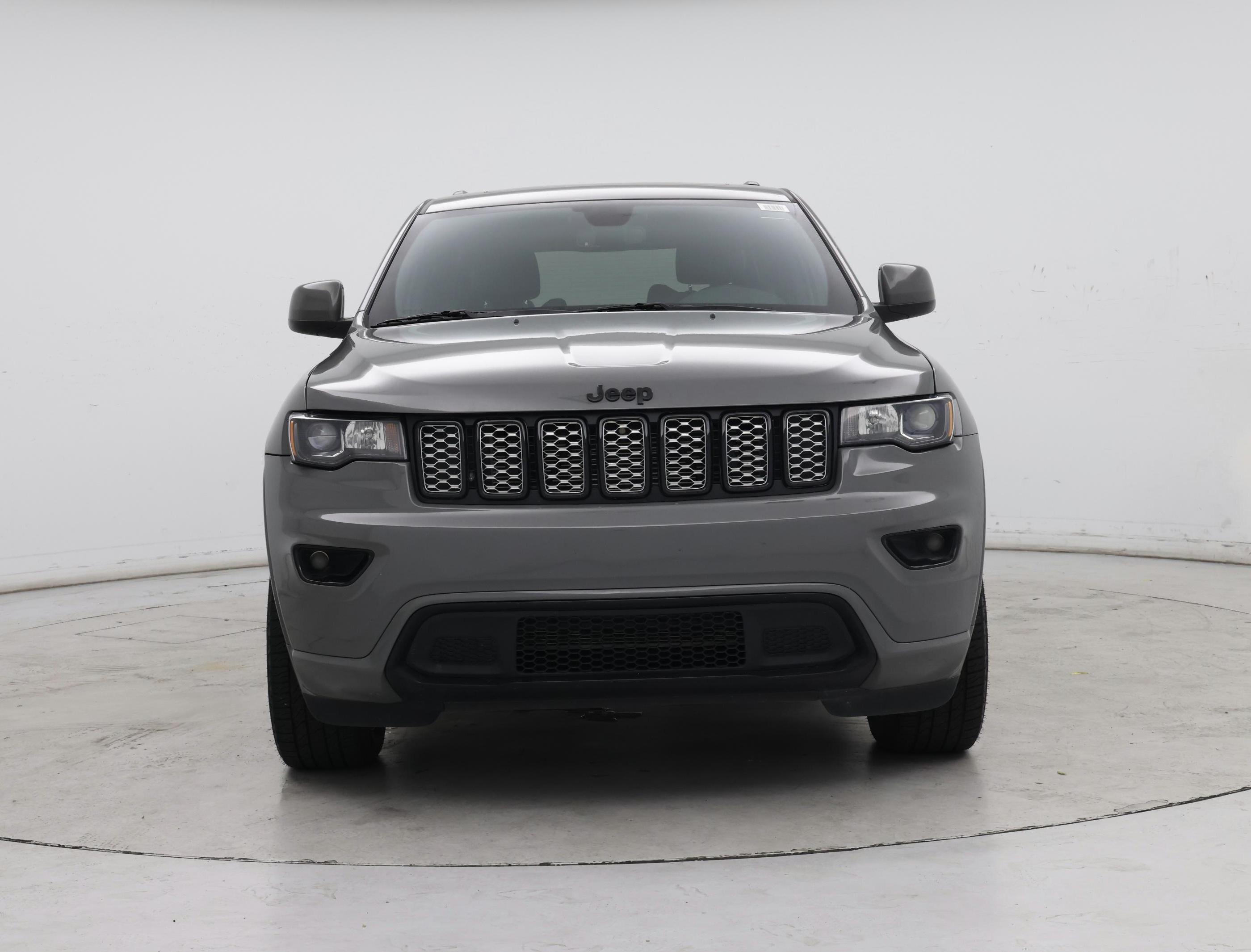 Thumbnail: 2020 Jeep Grand Cherokee - 5