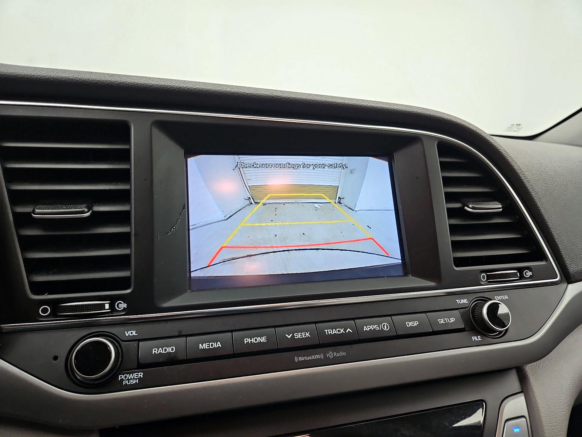 Thumbnail: 2018 Hyundai Elantra - 14