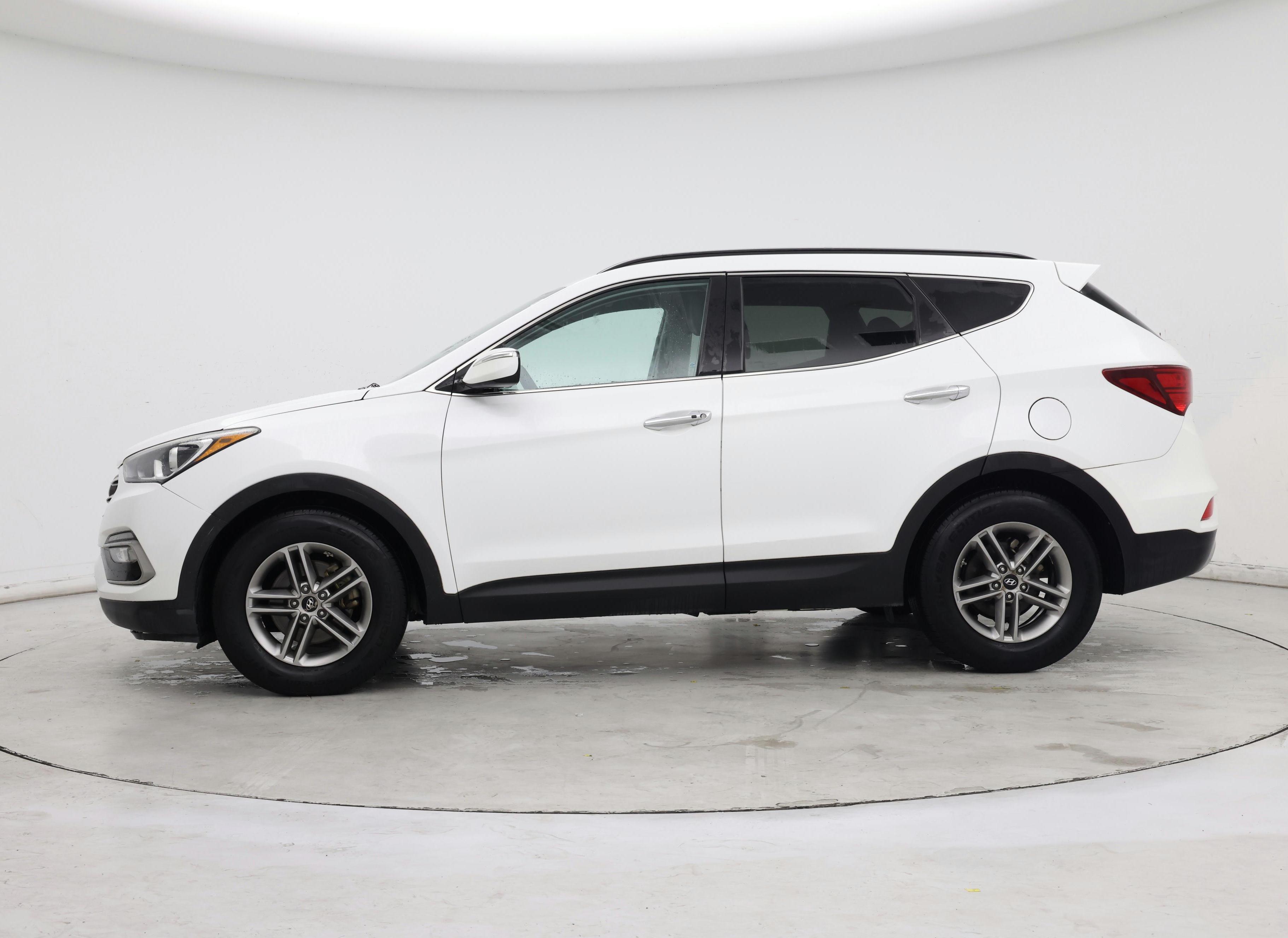 Thumbnail: 2018 Hyundai Santa Fe - 3