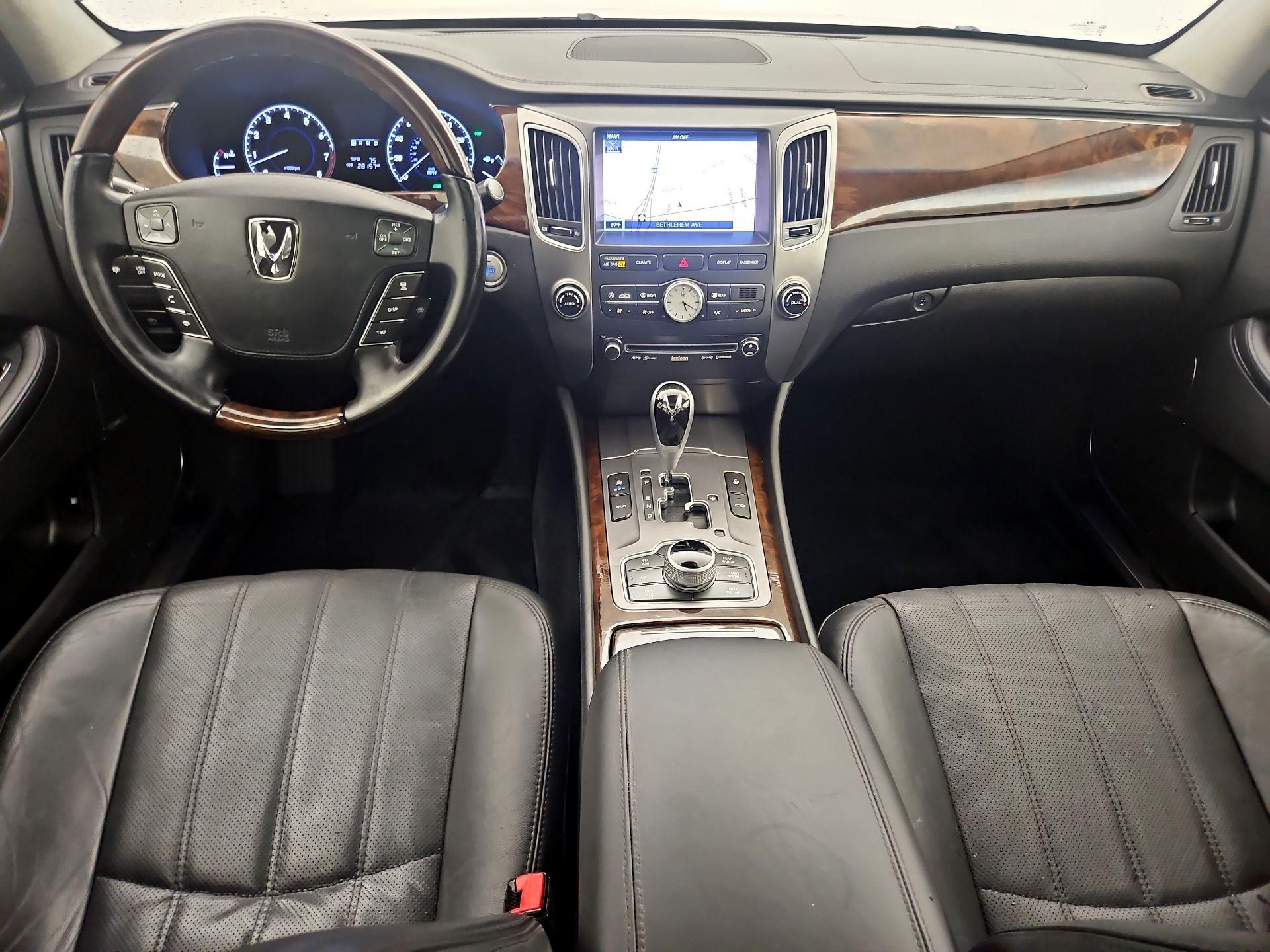 Thumbnail: 2013 Hyundai Equus - 9