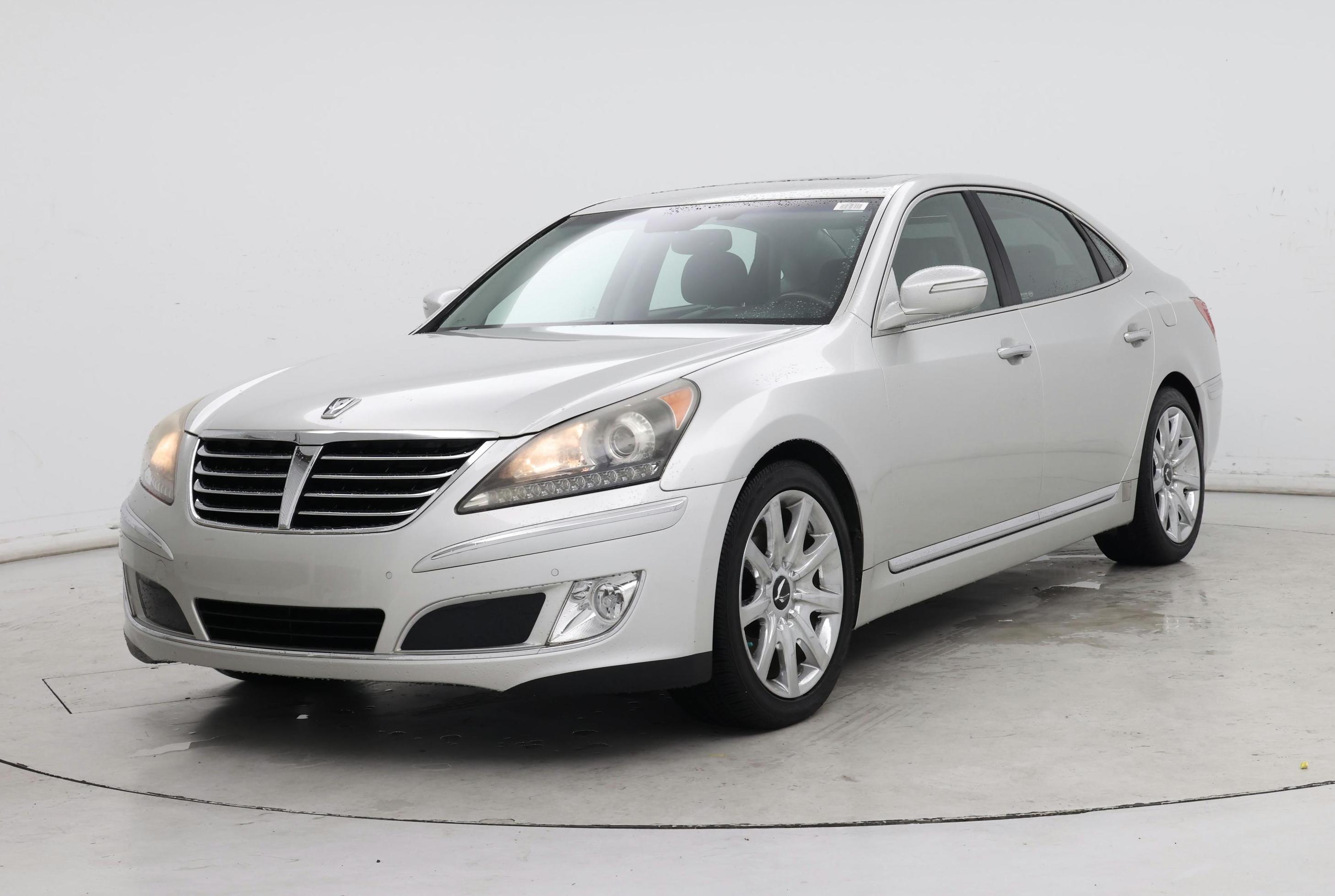 Thumbnail: 2013 Hyundai Equus - 4