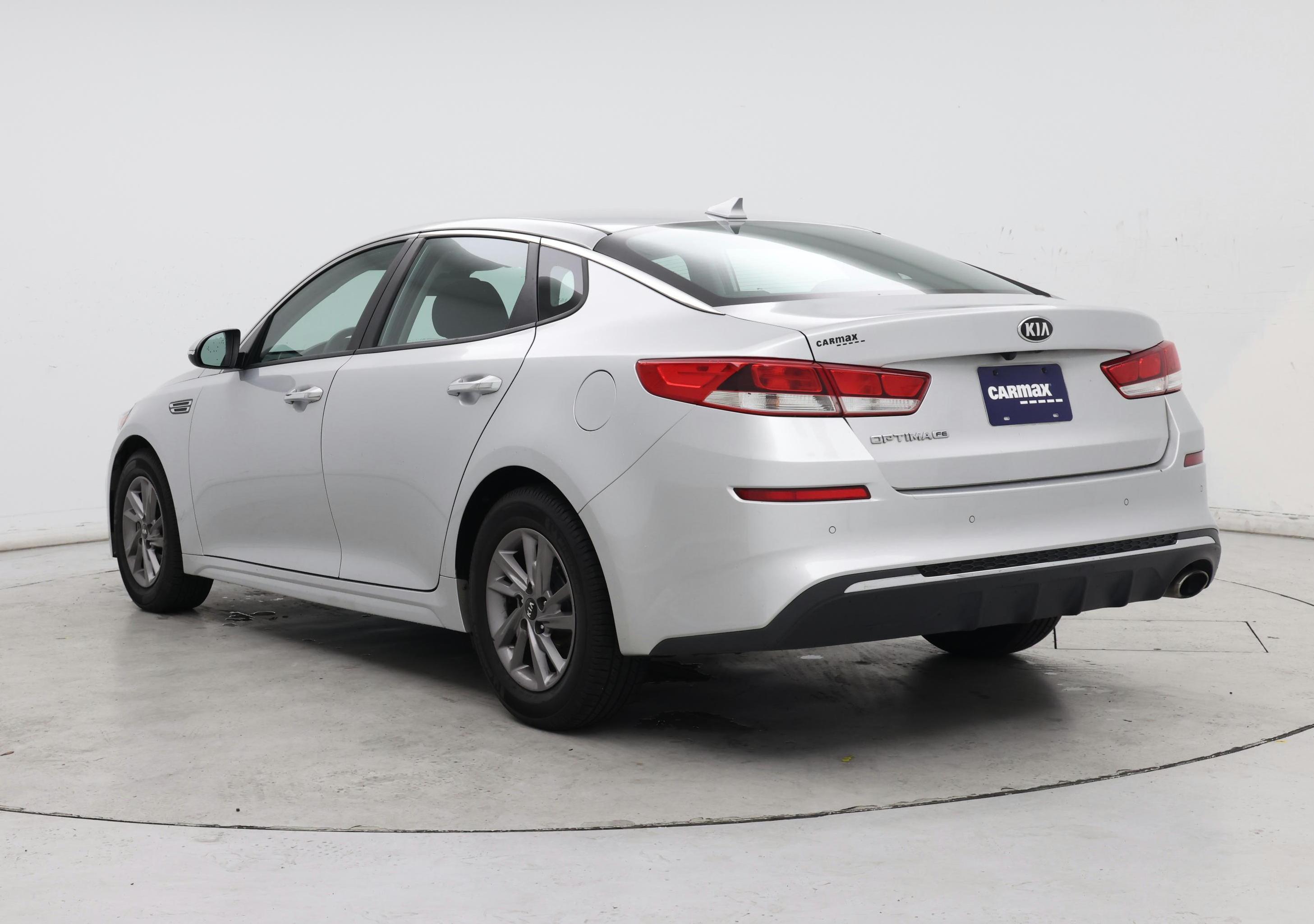 Thumbnail: 2020 Kia Optima - 2