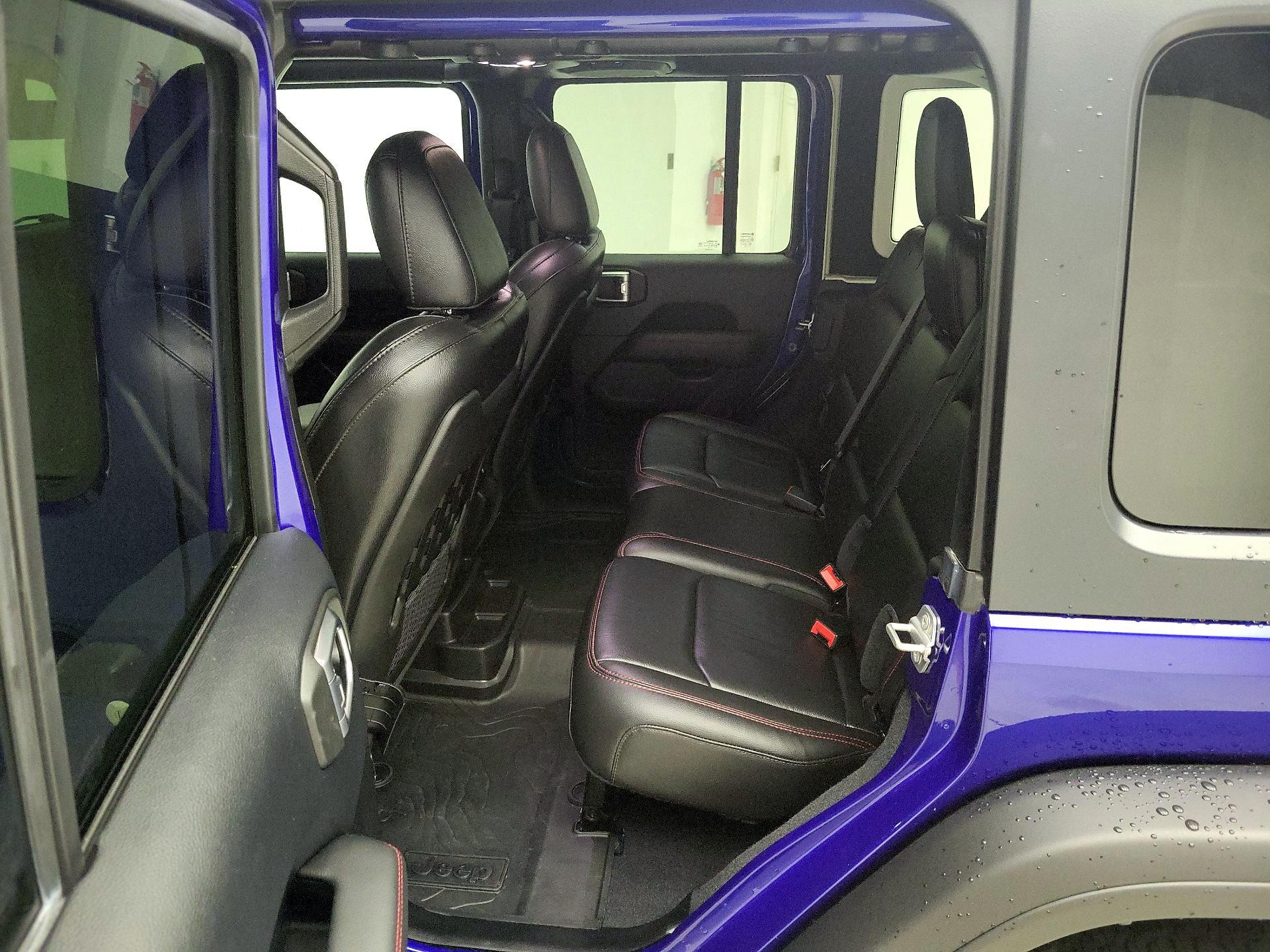 Thumbnail: 2019 Jeep Wrangler - 19