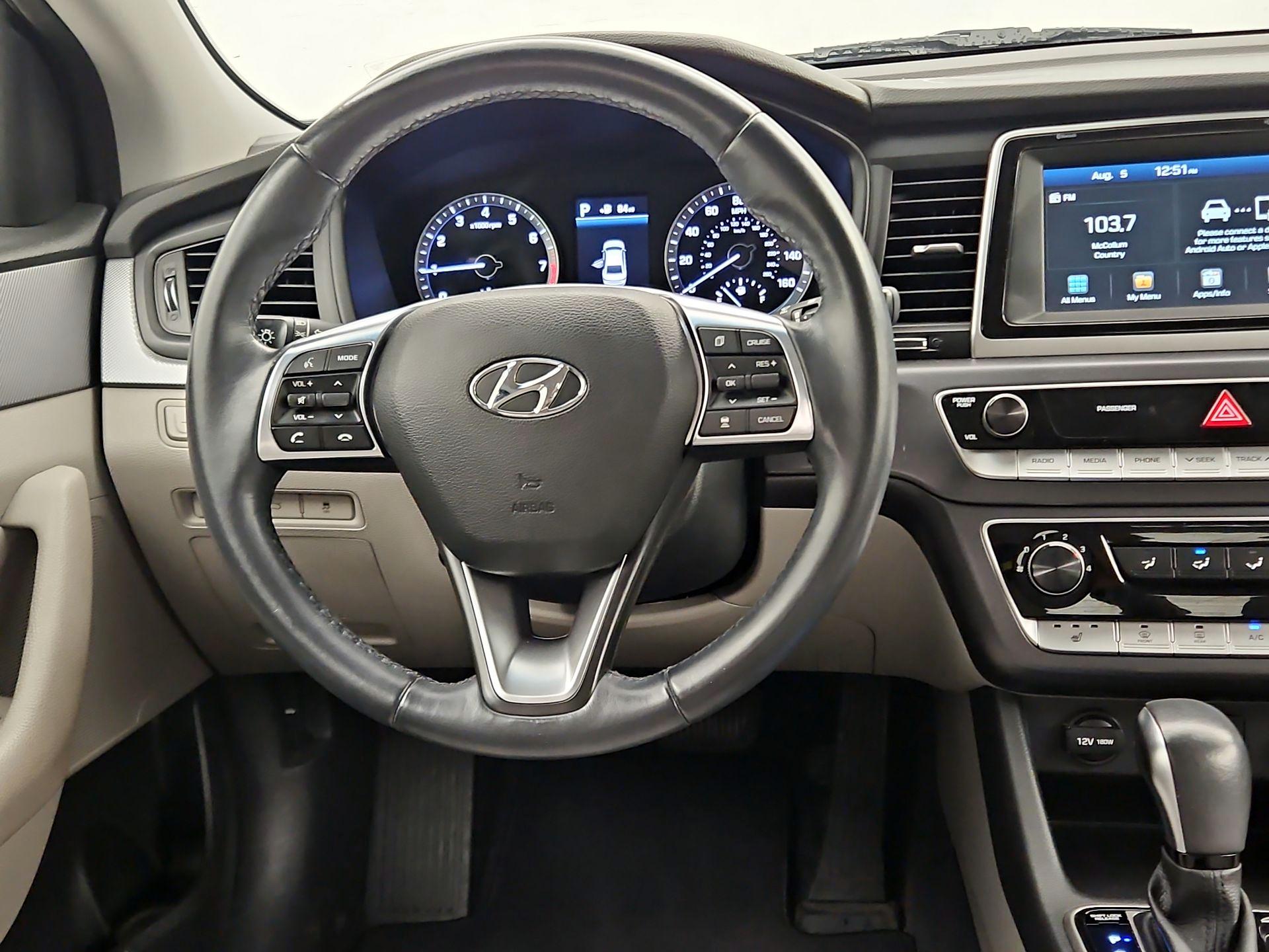 Thumbnail: 2018 Hyundai Sonata - 10