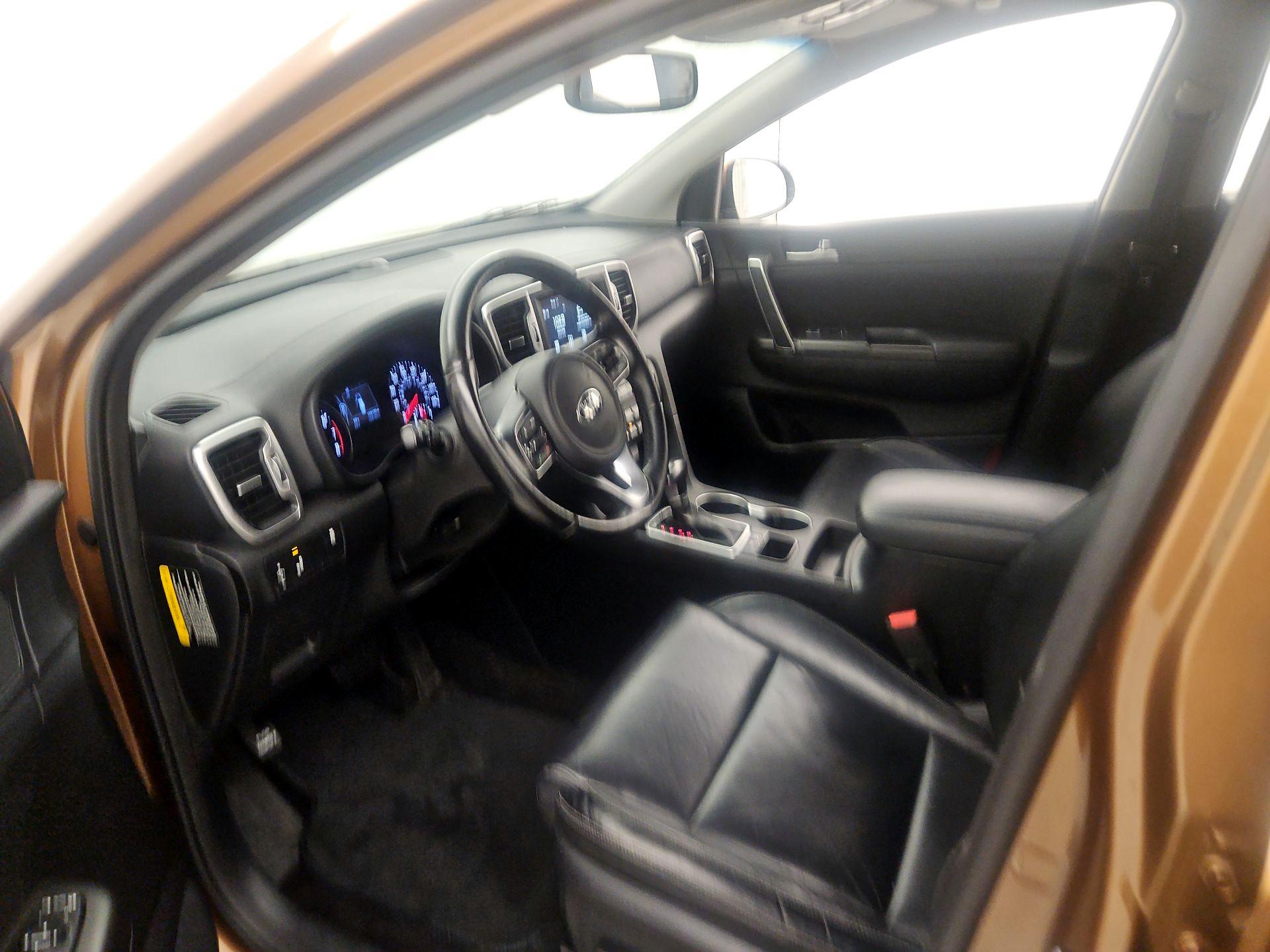 Thumbnail: 2017 Kia Sportage - 11