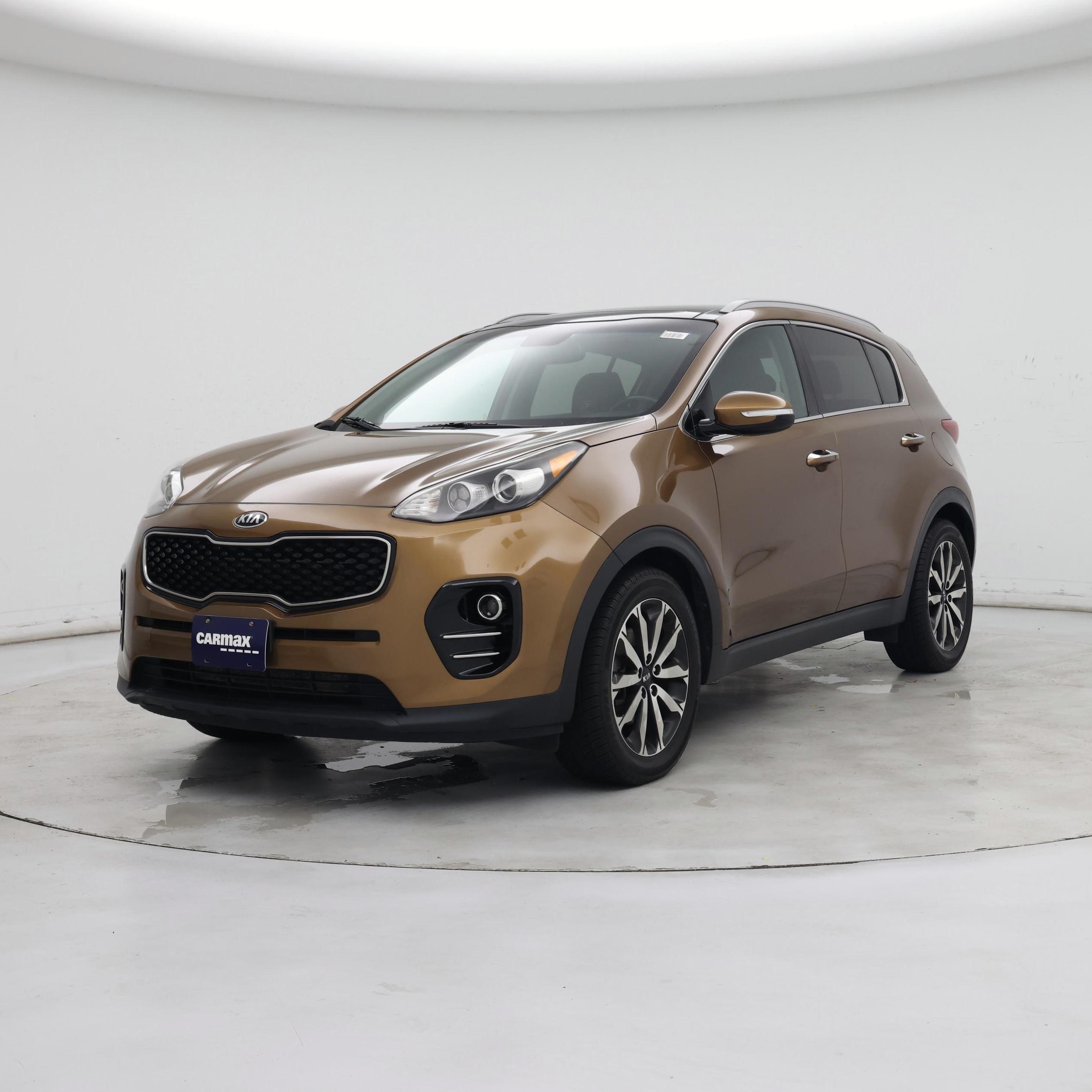 Thumbnail: 2017 Kia Sportage - 4