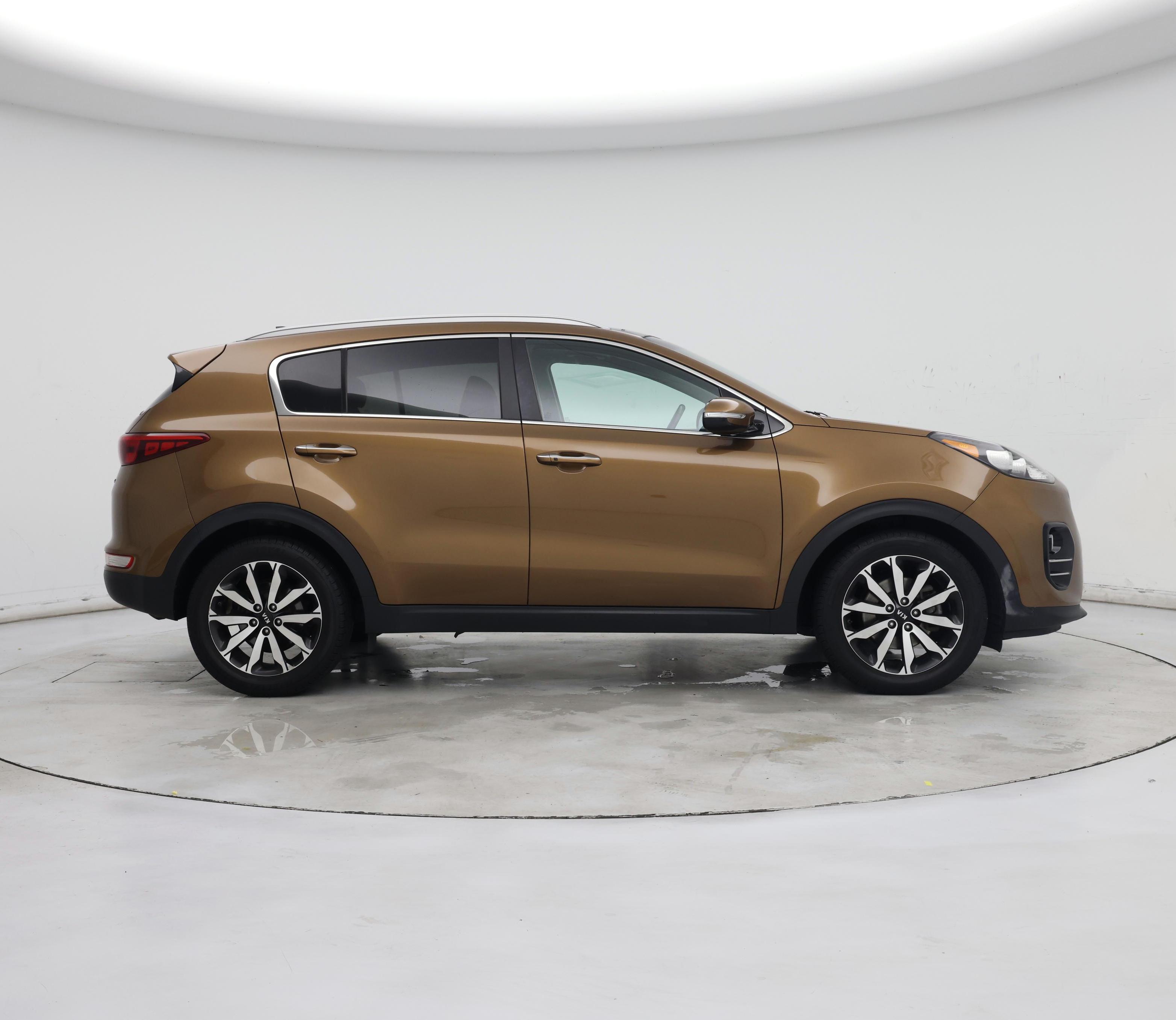 Thumbnail: 2017 Kia Sportage - 7
