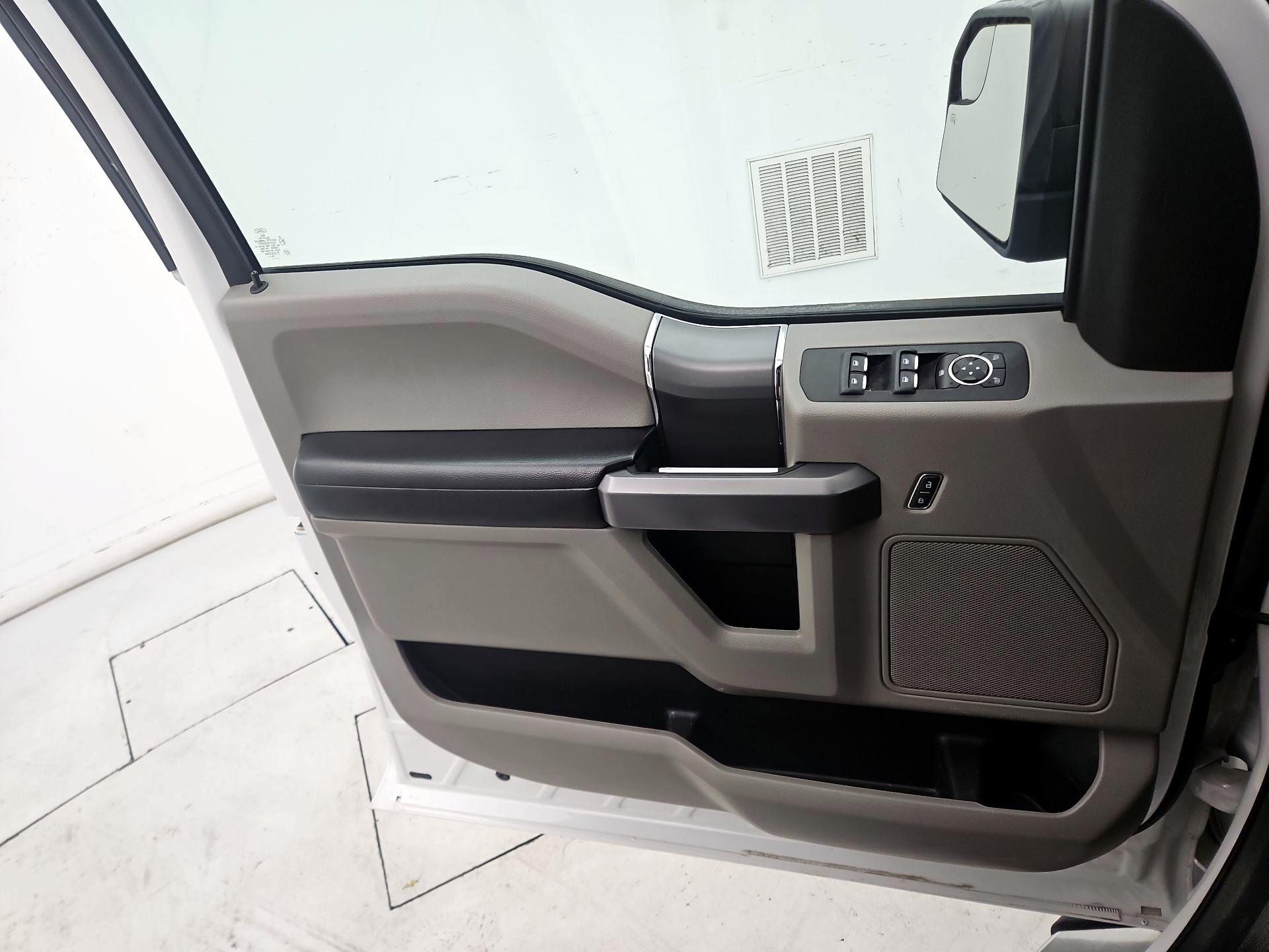 Thumbnail: 2019 Ford F-150 - 12