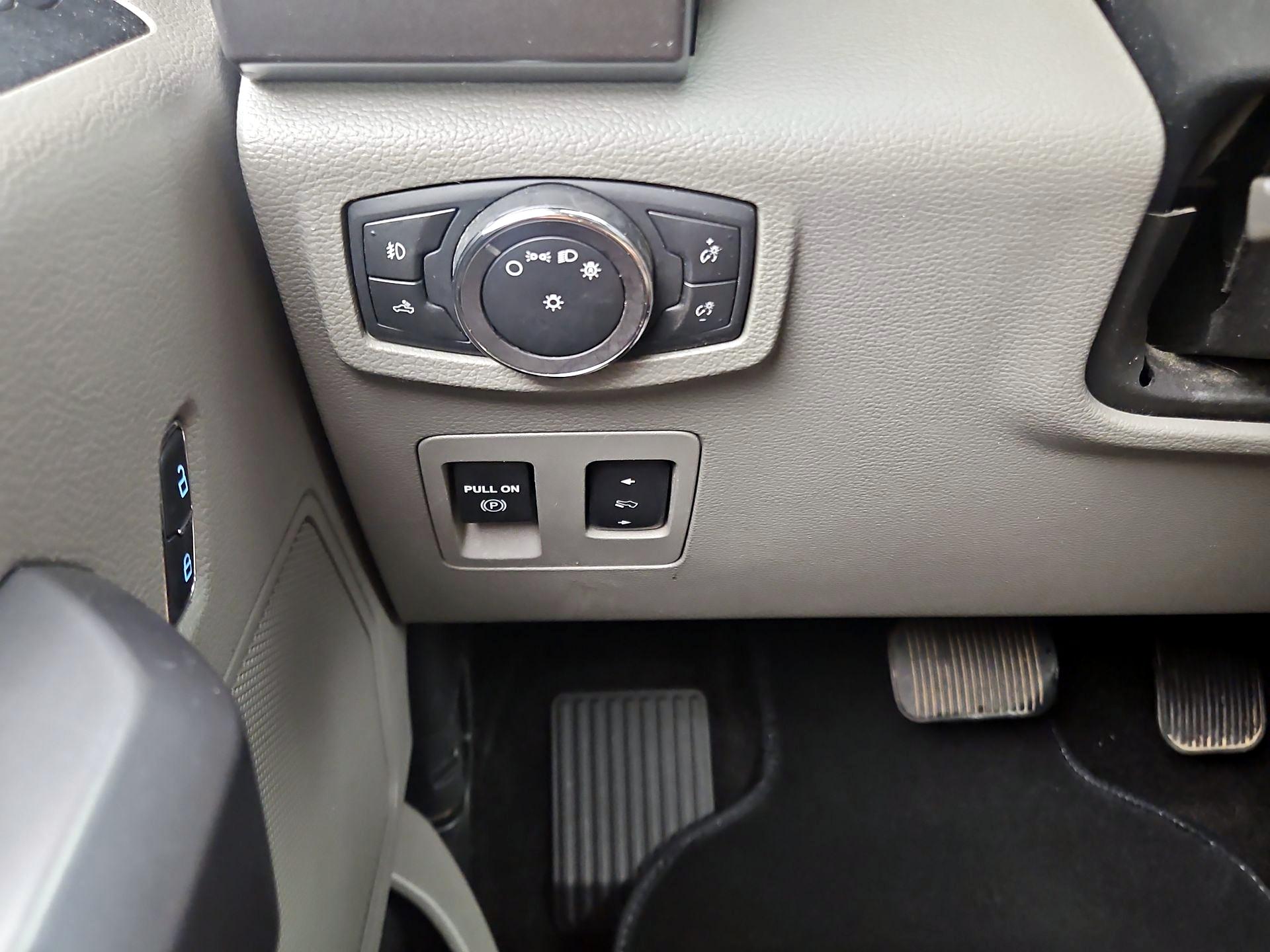 Thumbnail: 2019 Ford F-150 - 13