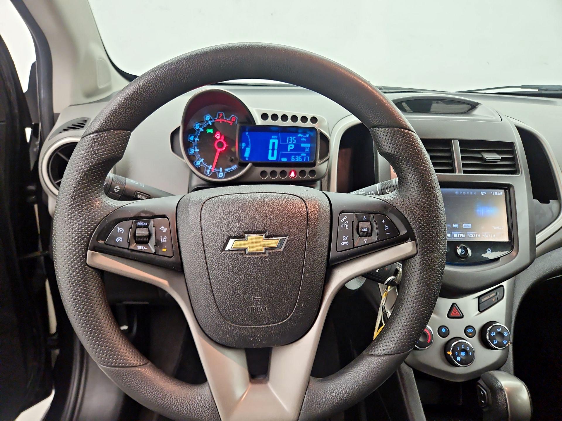 Thumbnail: 2016 Chevrolet Sonic - 10