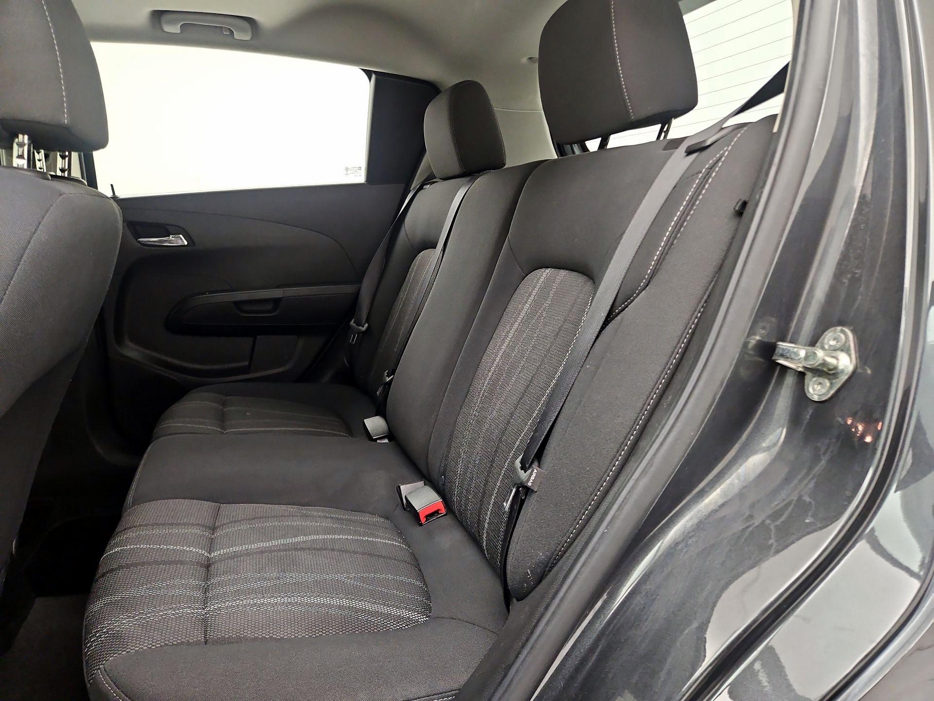 Thumbnail: 2016 Chevrolet Sonic - 19
