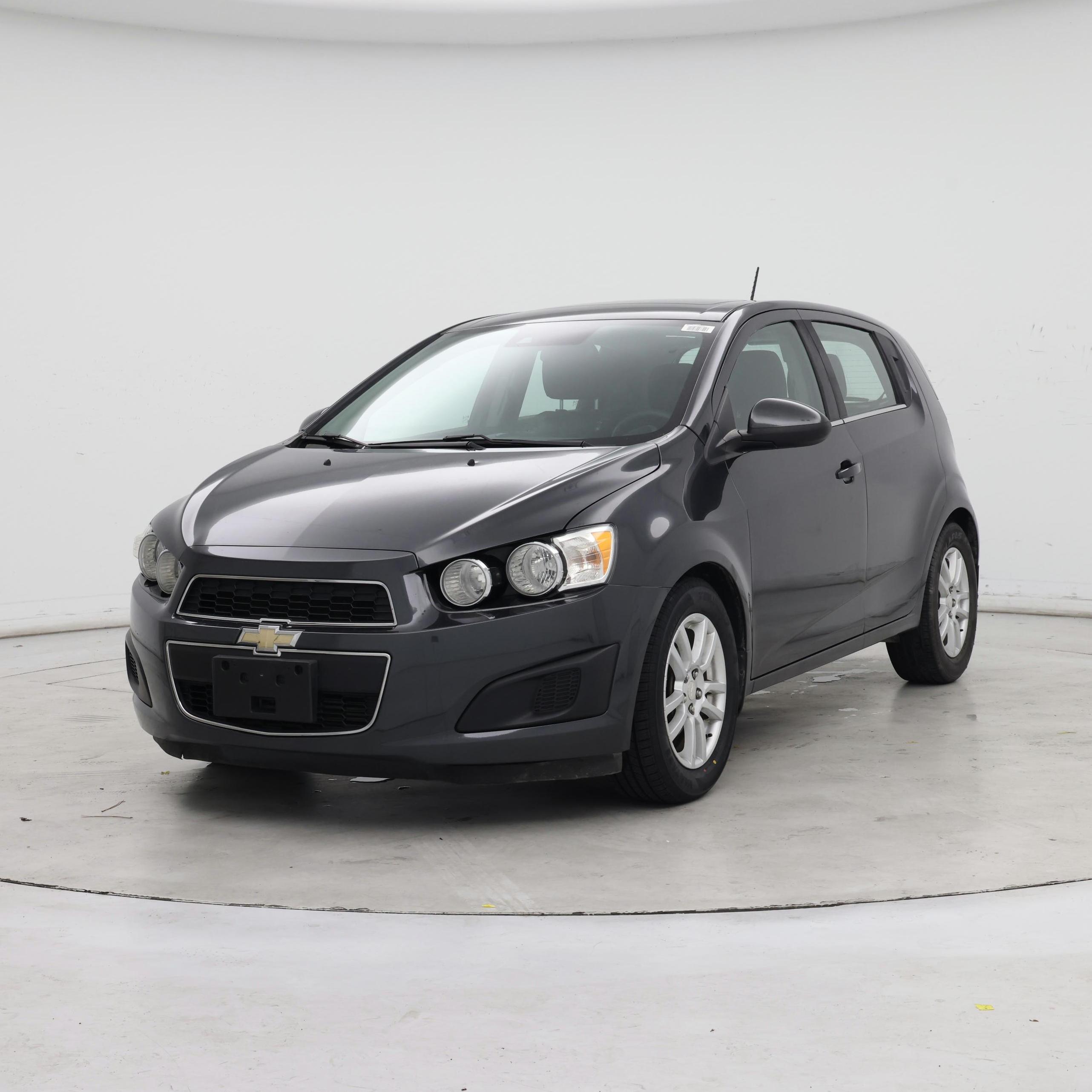 Thumbnail: 2016 Chevrolet Sonic - 4