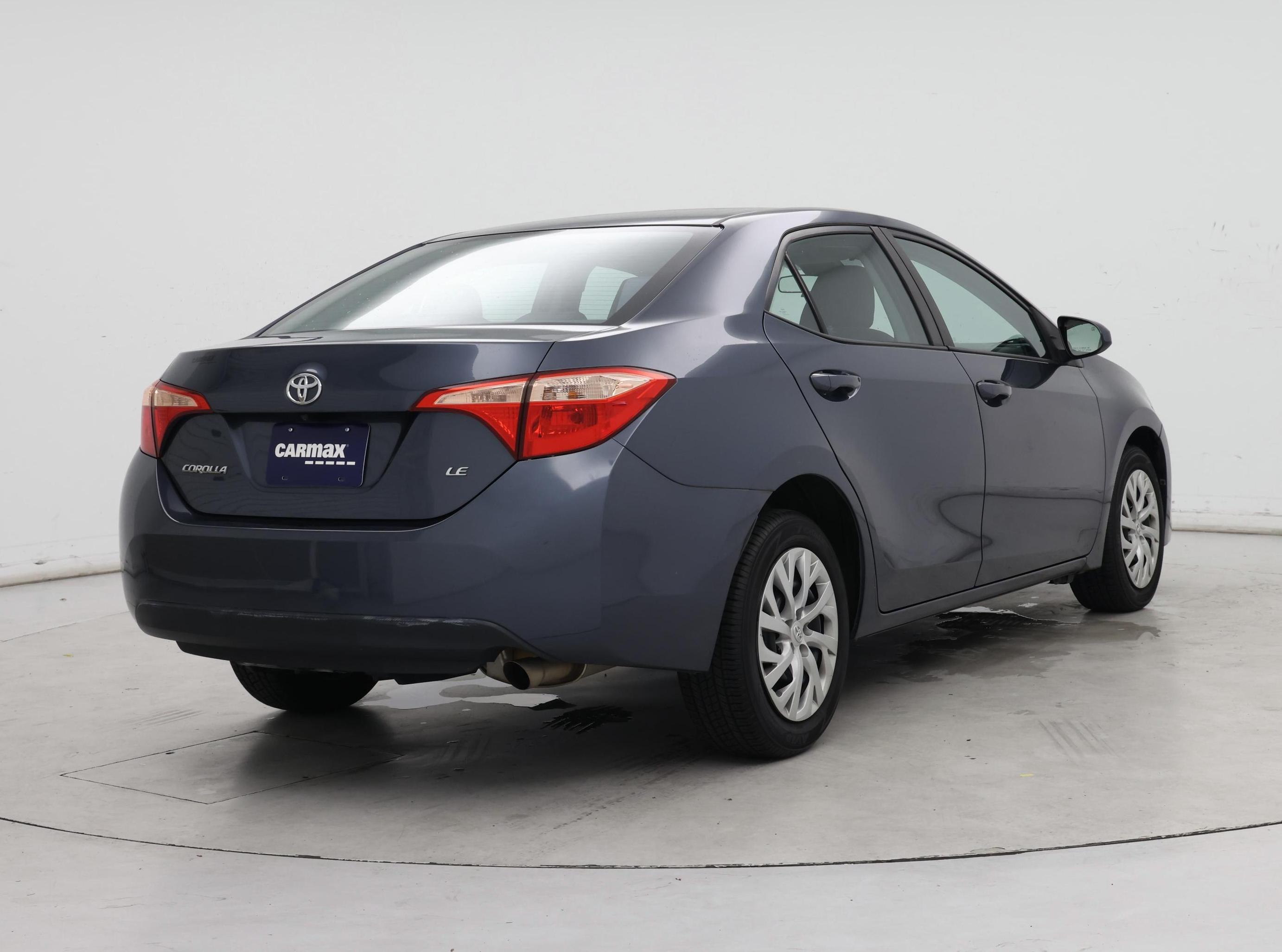 Thumbnail: 2018 Toyota Corolla - 8