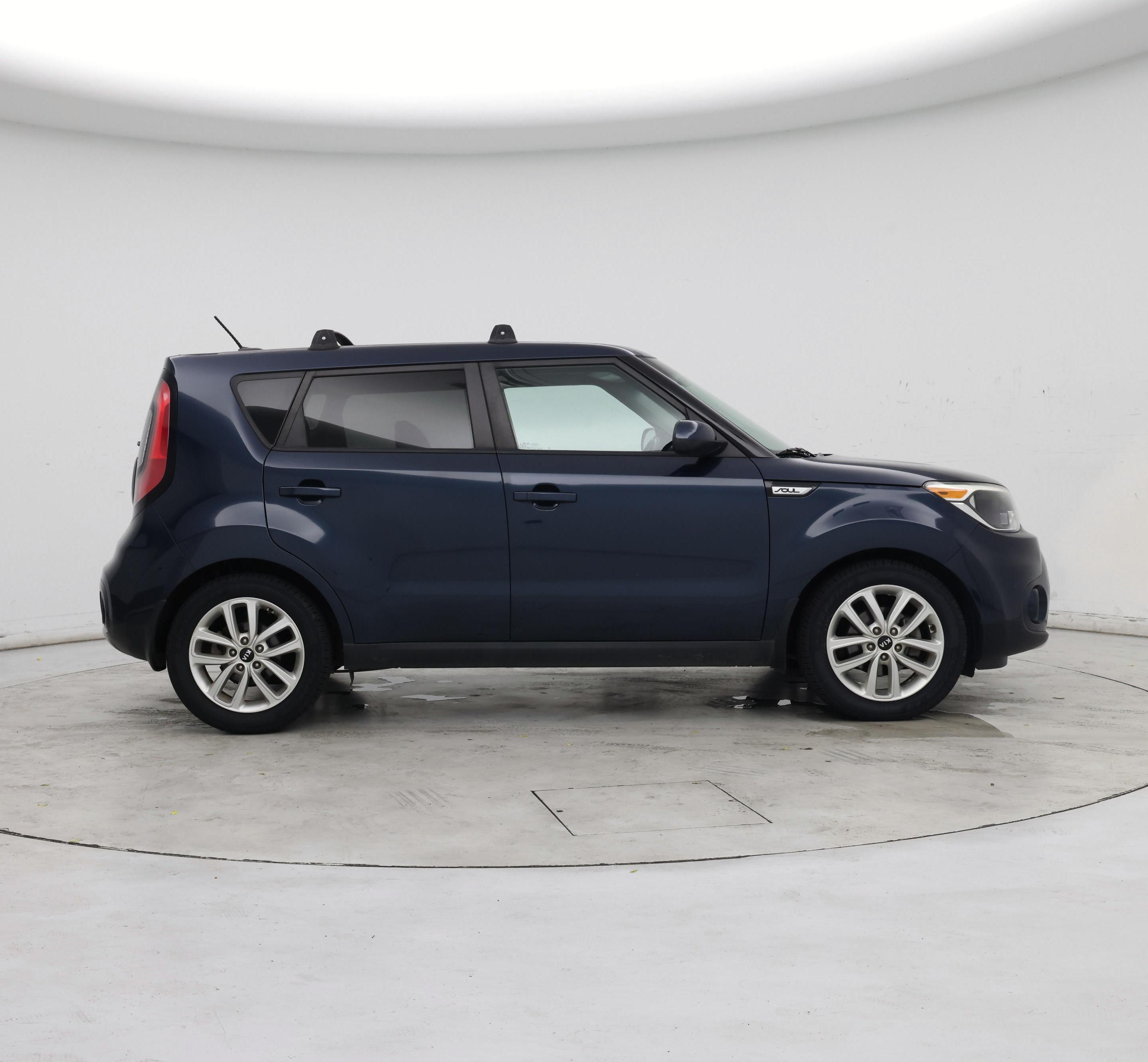 Thumbnail: 2017 Kia Soul - 7
