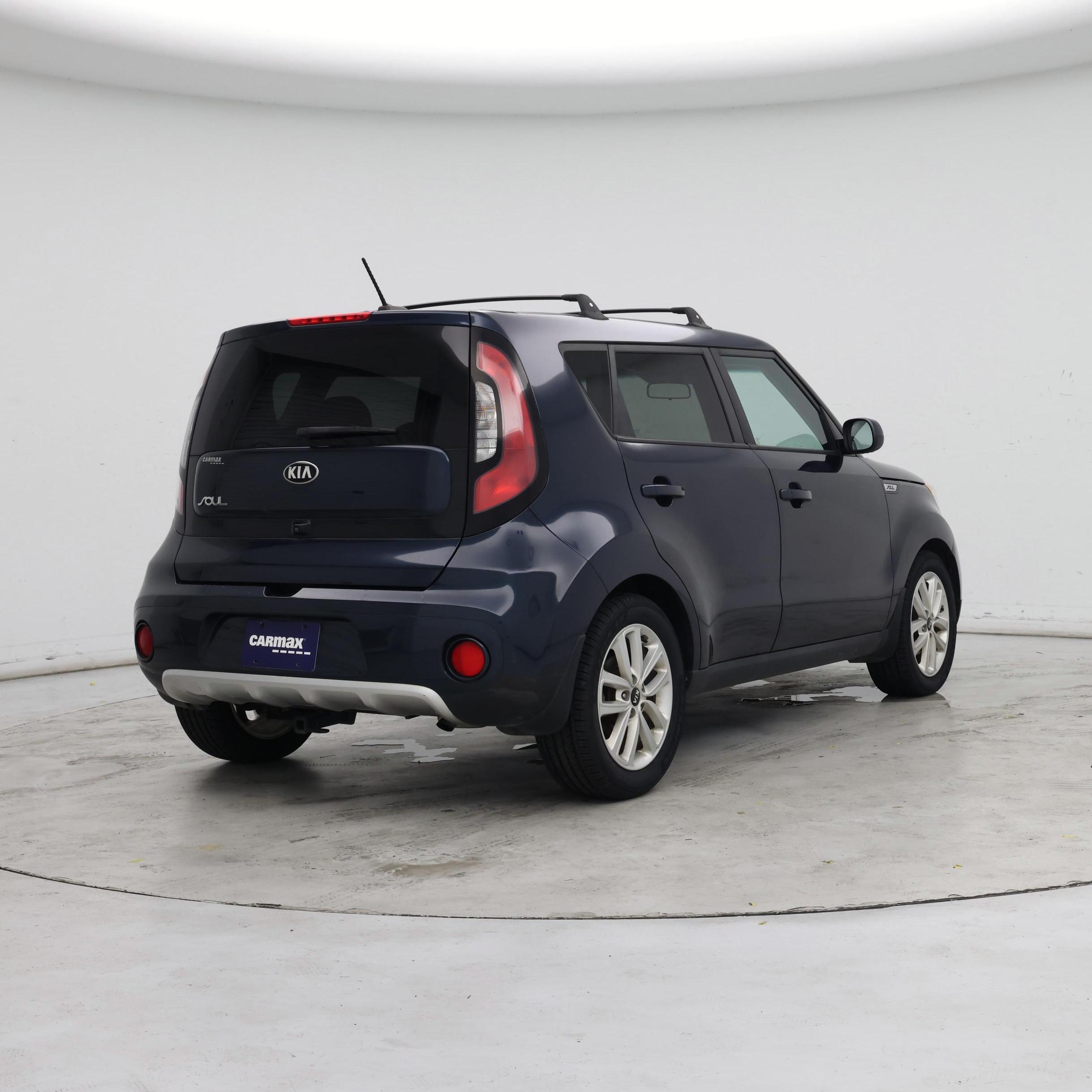 Thumbnail: 2017 Kia Soul - 8