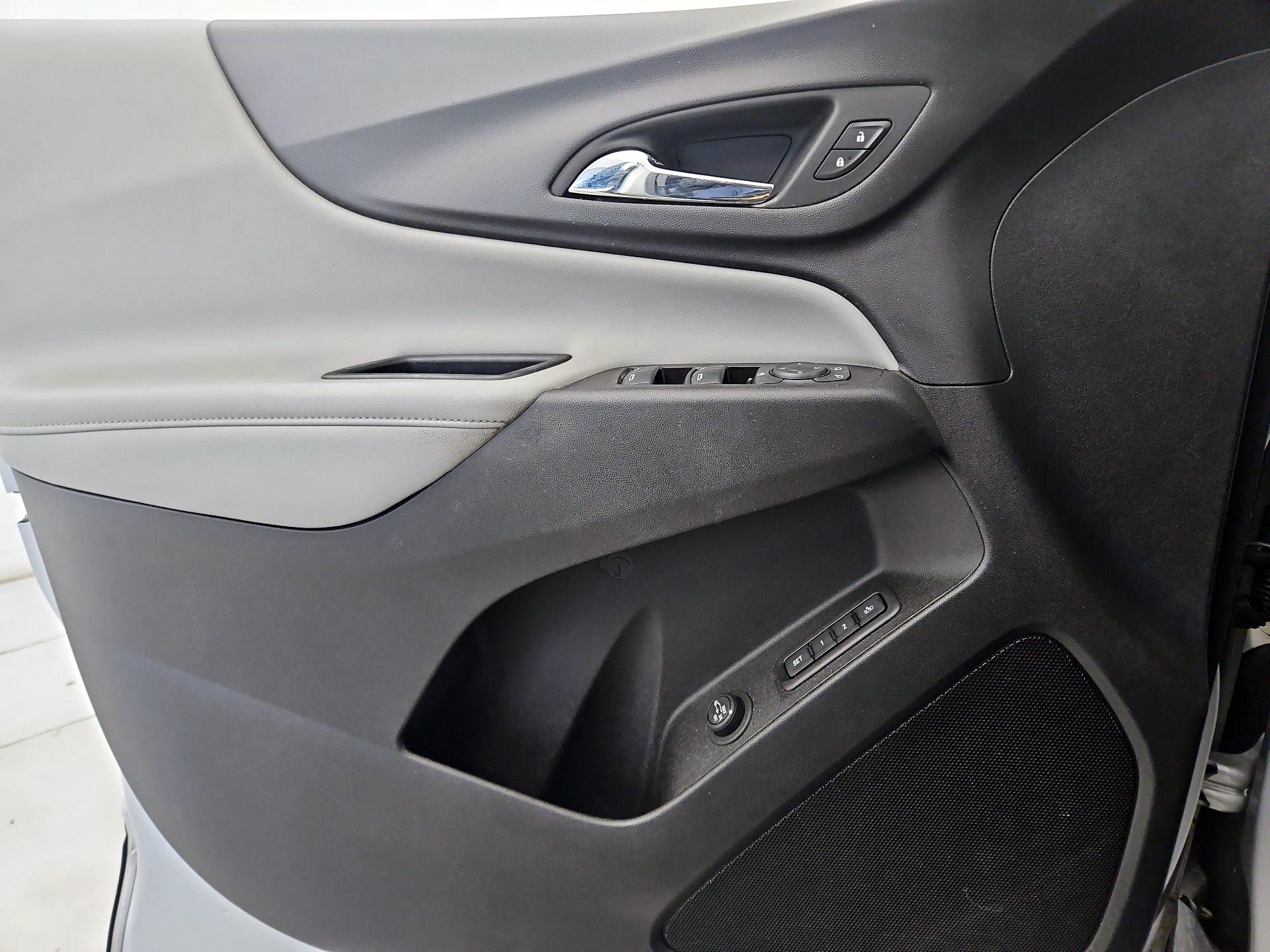 Thumbnail: 2019 Chevrolet Equinox - 12