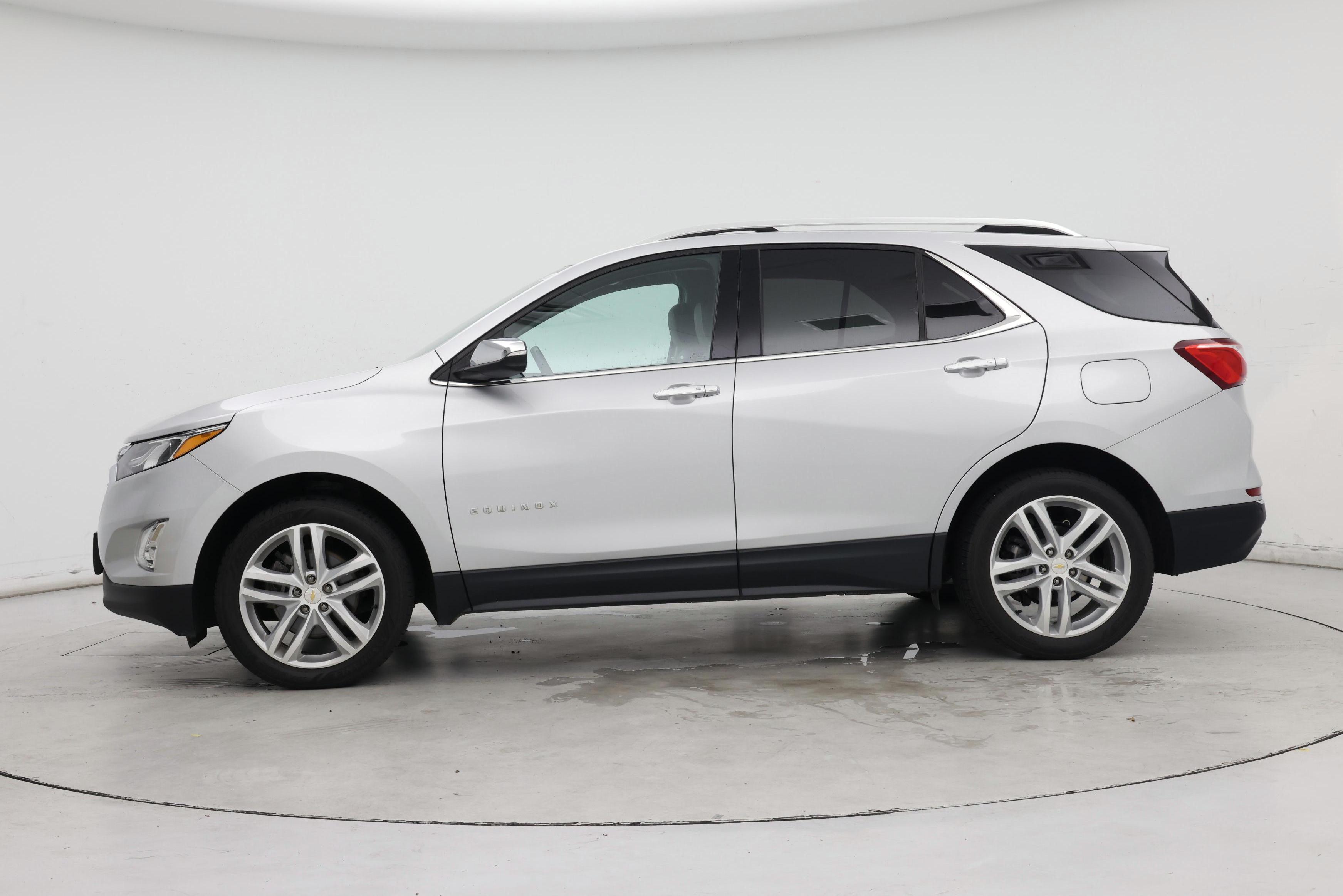 Thumbnail: 2019 Chevrolet Equinox - 3