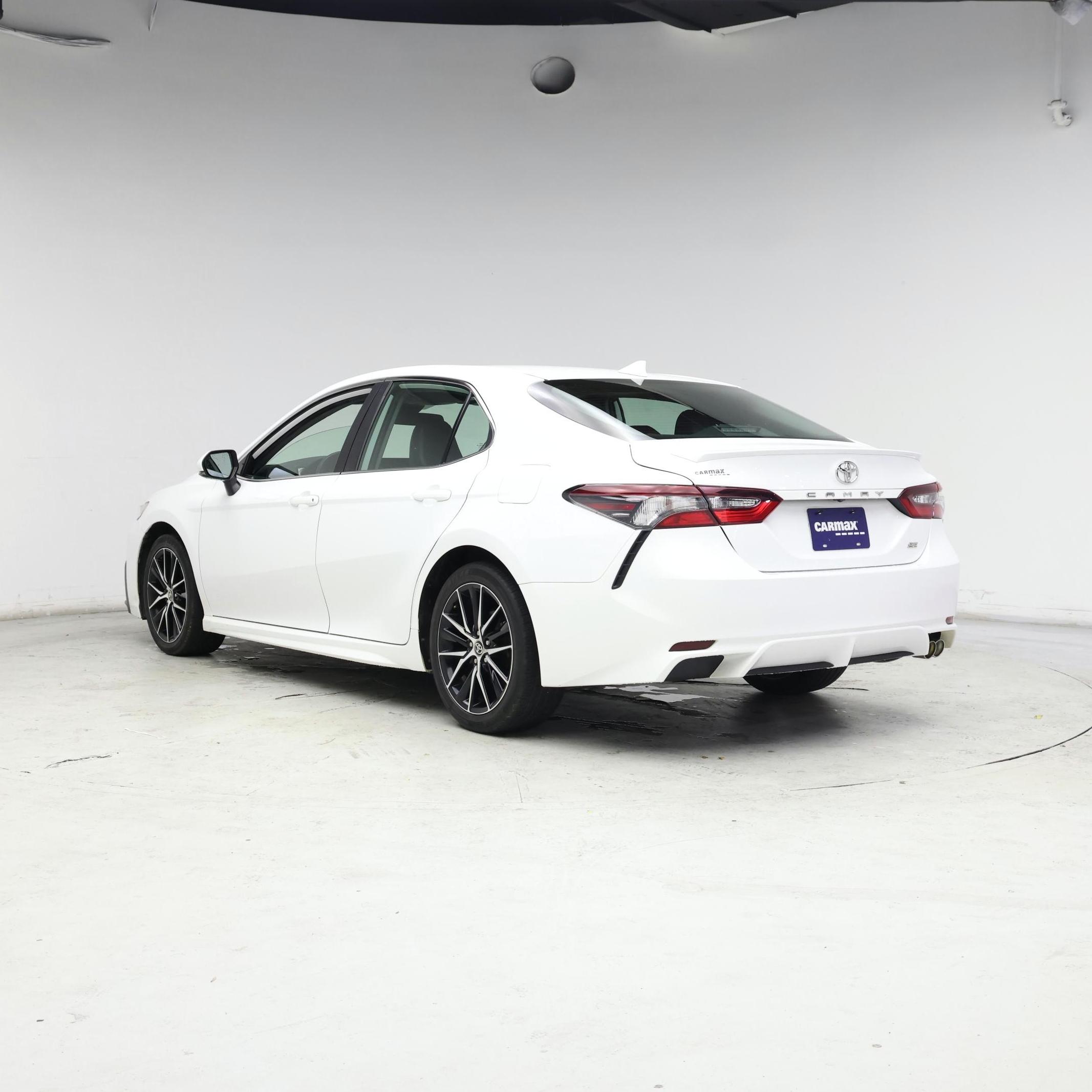 Thumbnail: 2021 Toyota Camry - 2