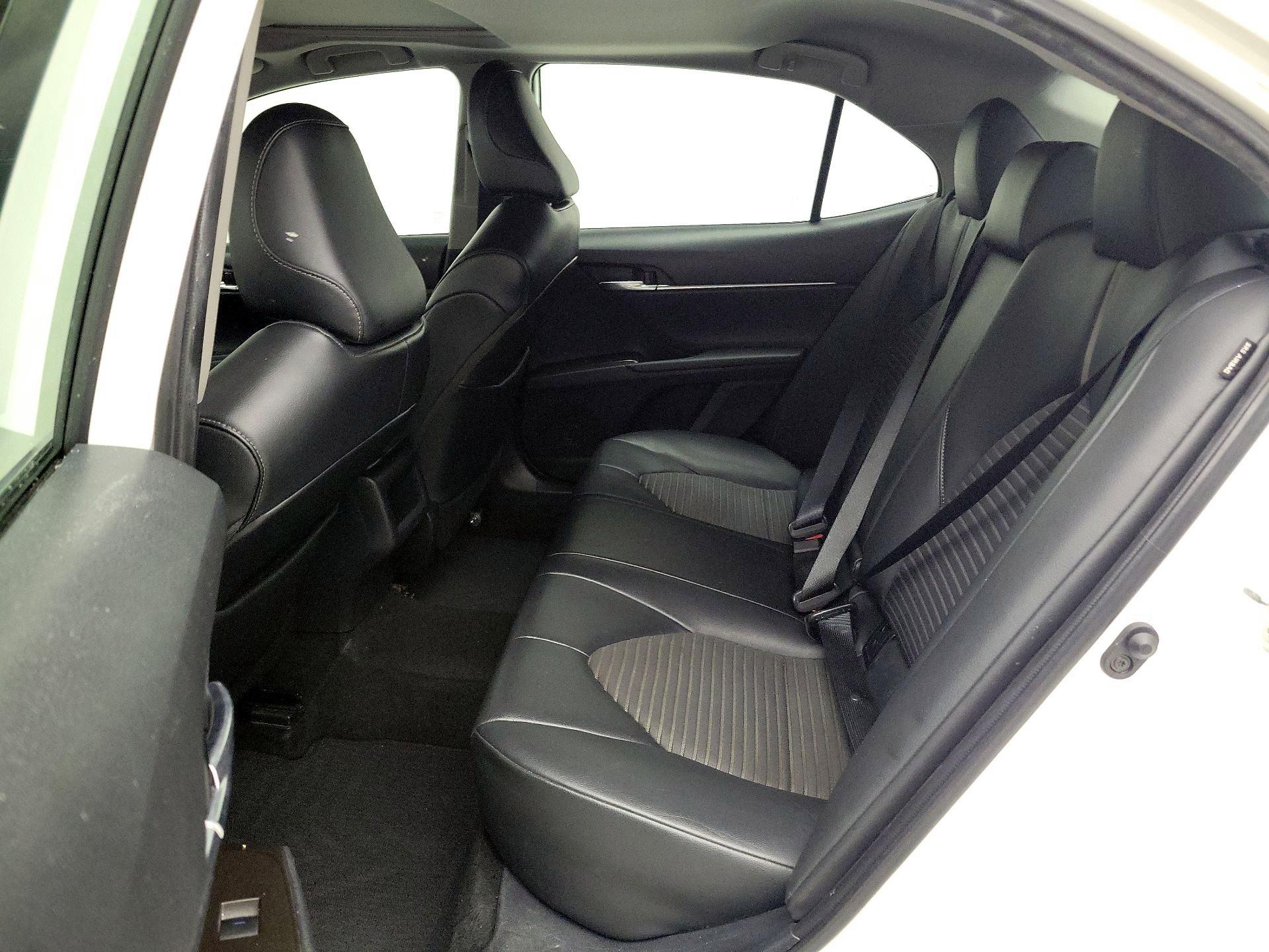 Thumbnail: 2021 Toyota Camry - 20