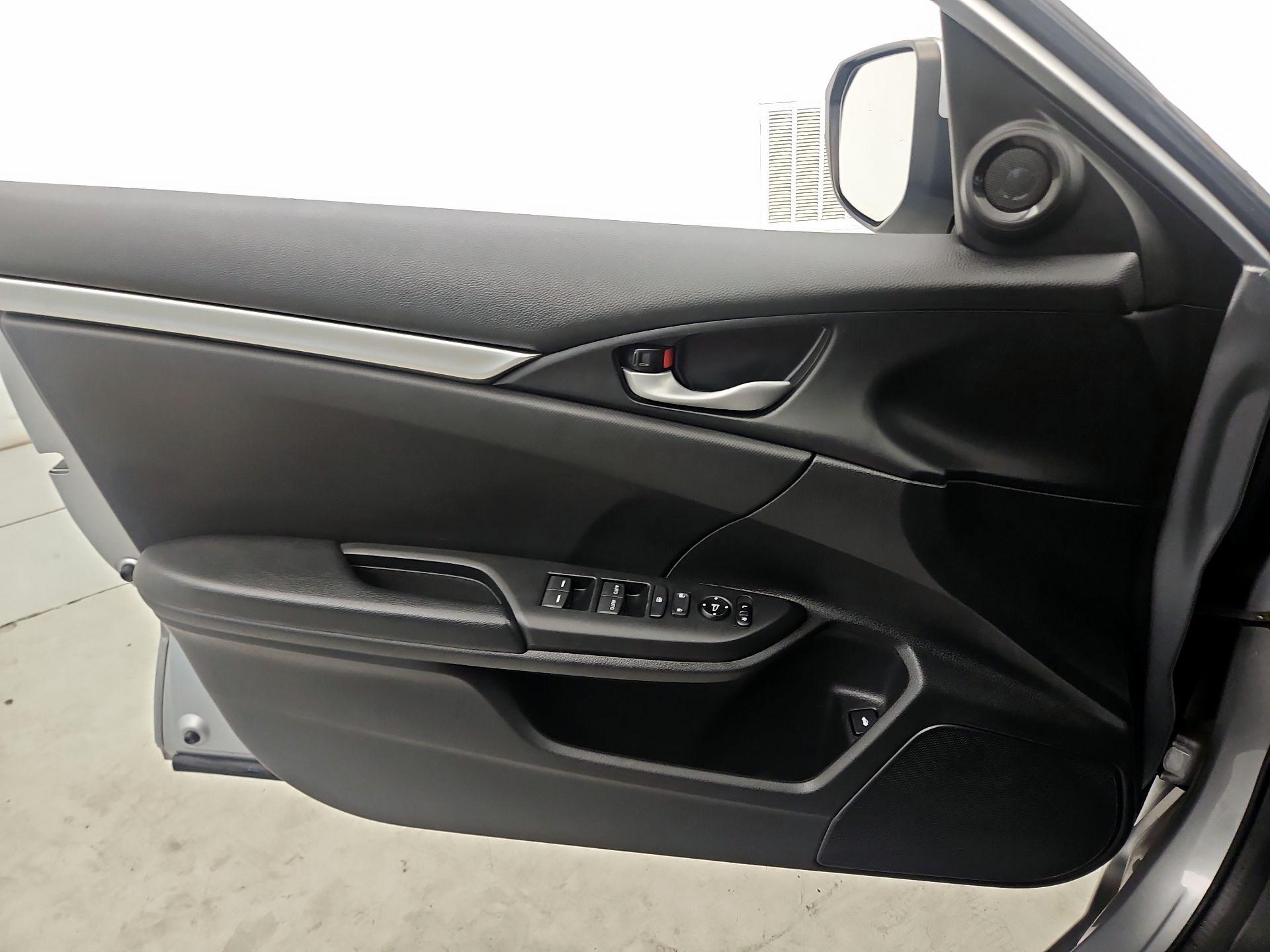 Thumbnail: 2020 Honda Civic - 12