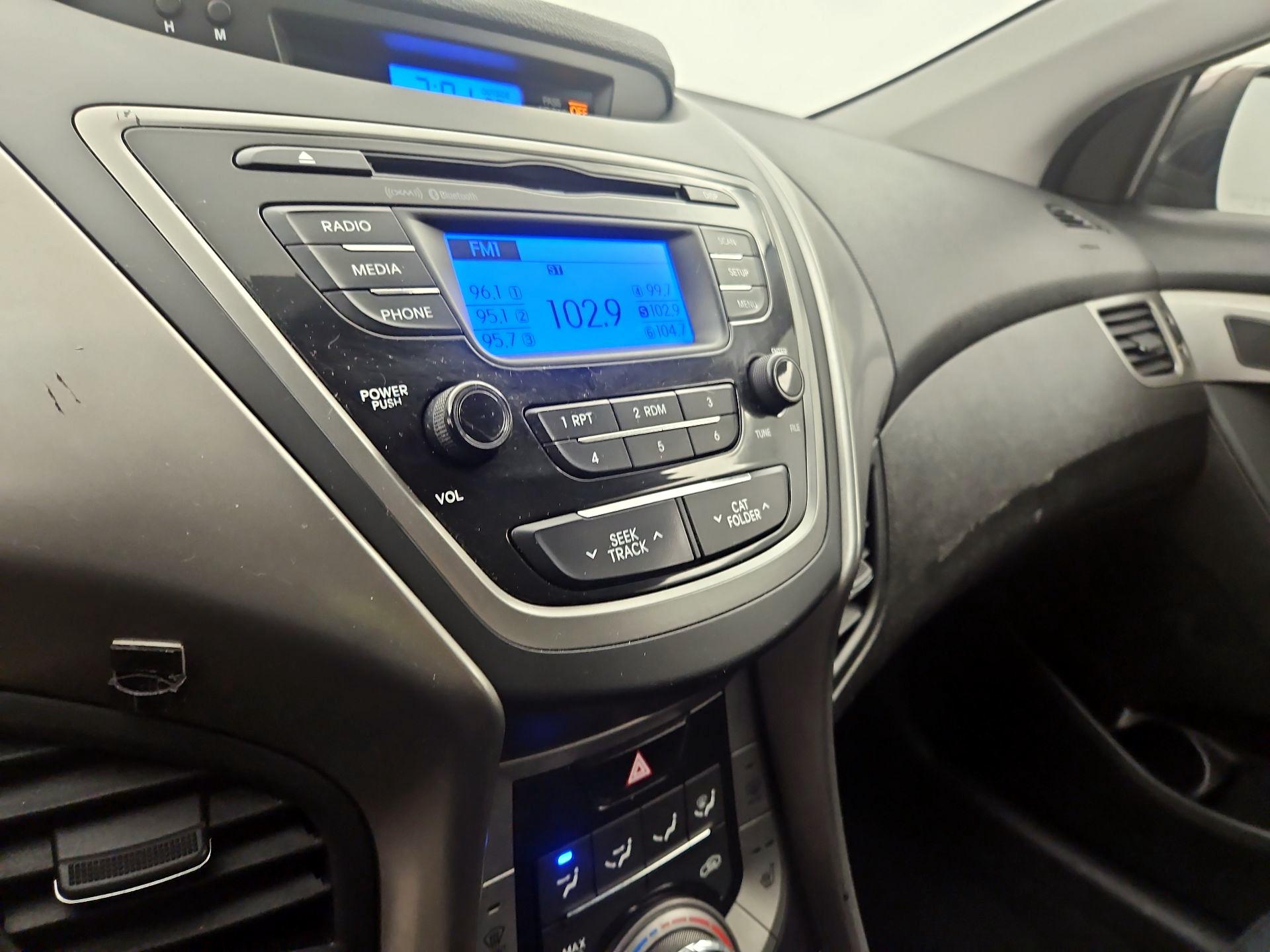 Thumbnail: 2013 Hyundai Elantra - 14