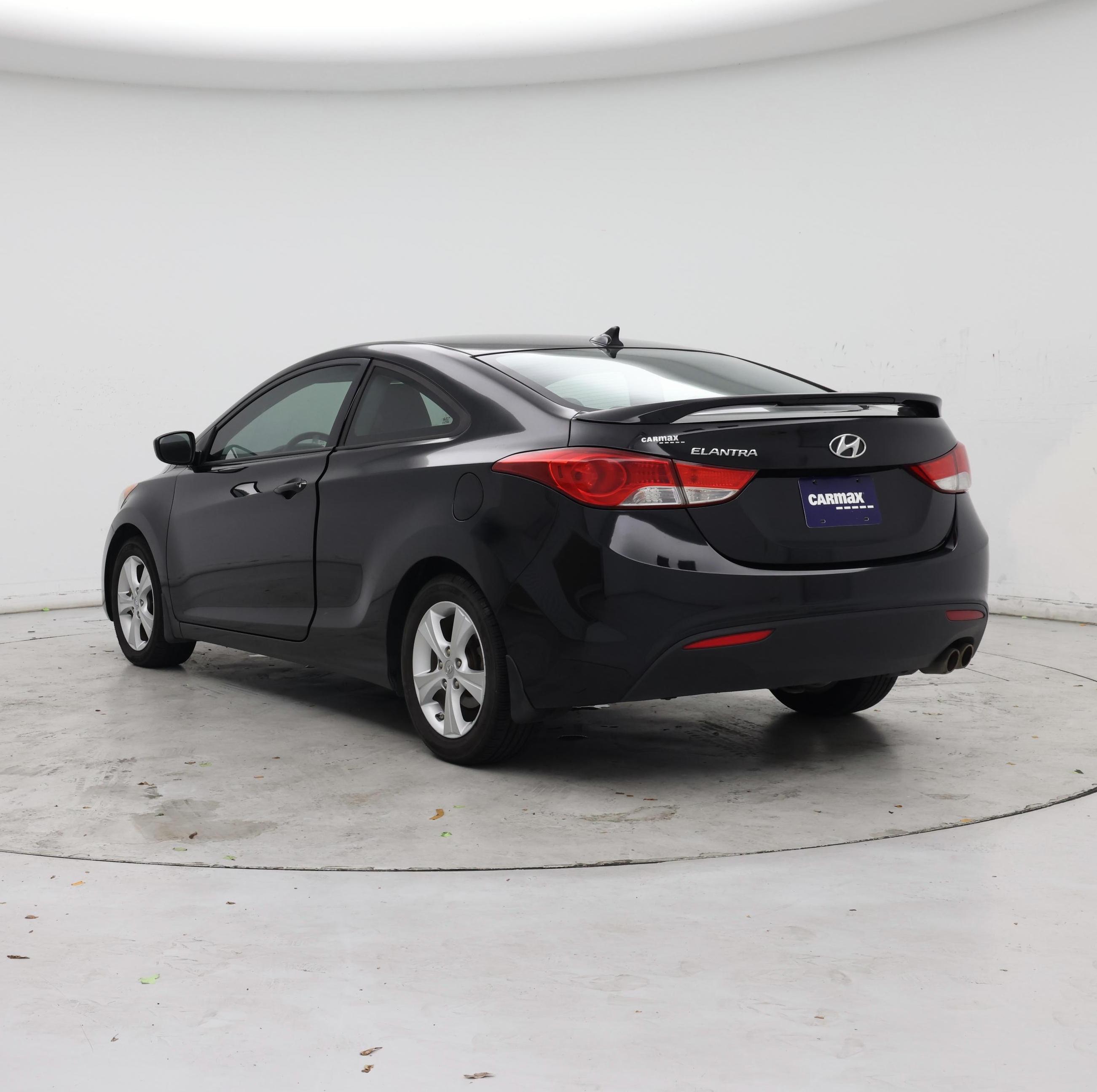 Thumbnail: 2013 Hyundai Elantra - 2