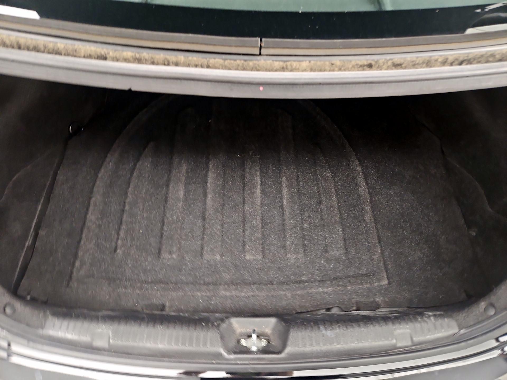 Thumbnail: 2013 Hyundai Elantra - 19