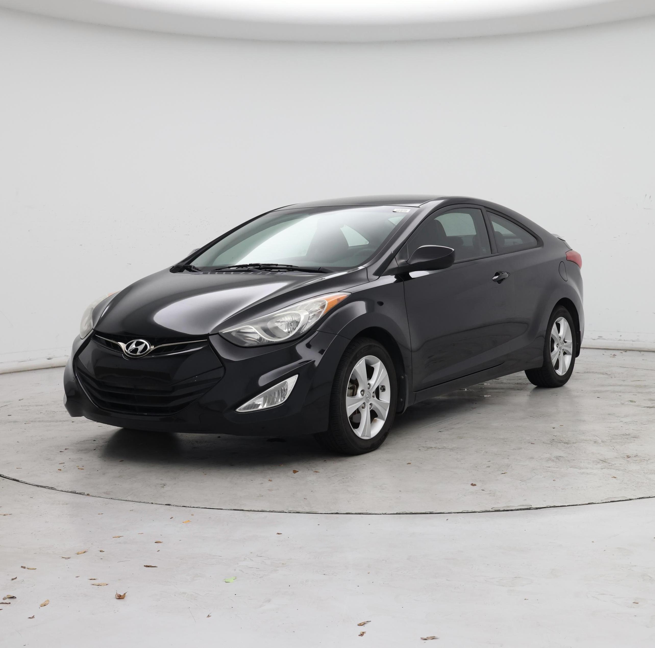 Thumbnail: 2013 Hyundai Elantra - 4