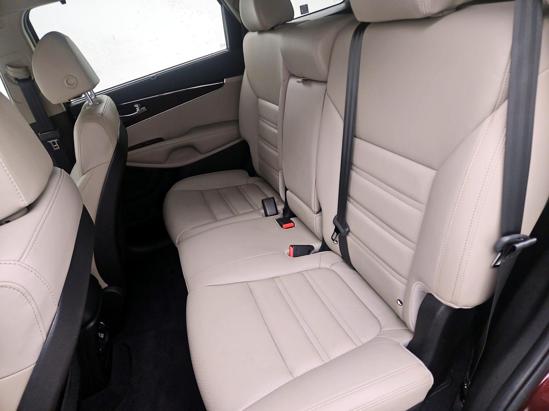 Thumbnail: 2018 Kia Sorento - 20