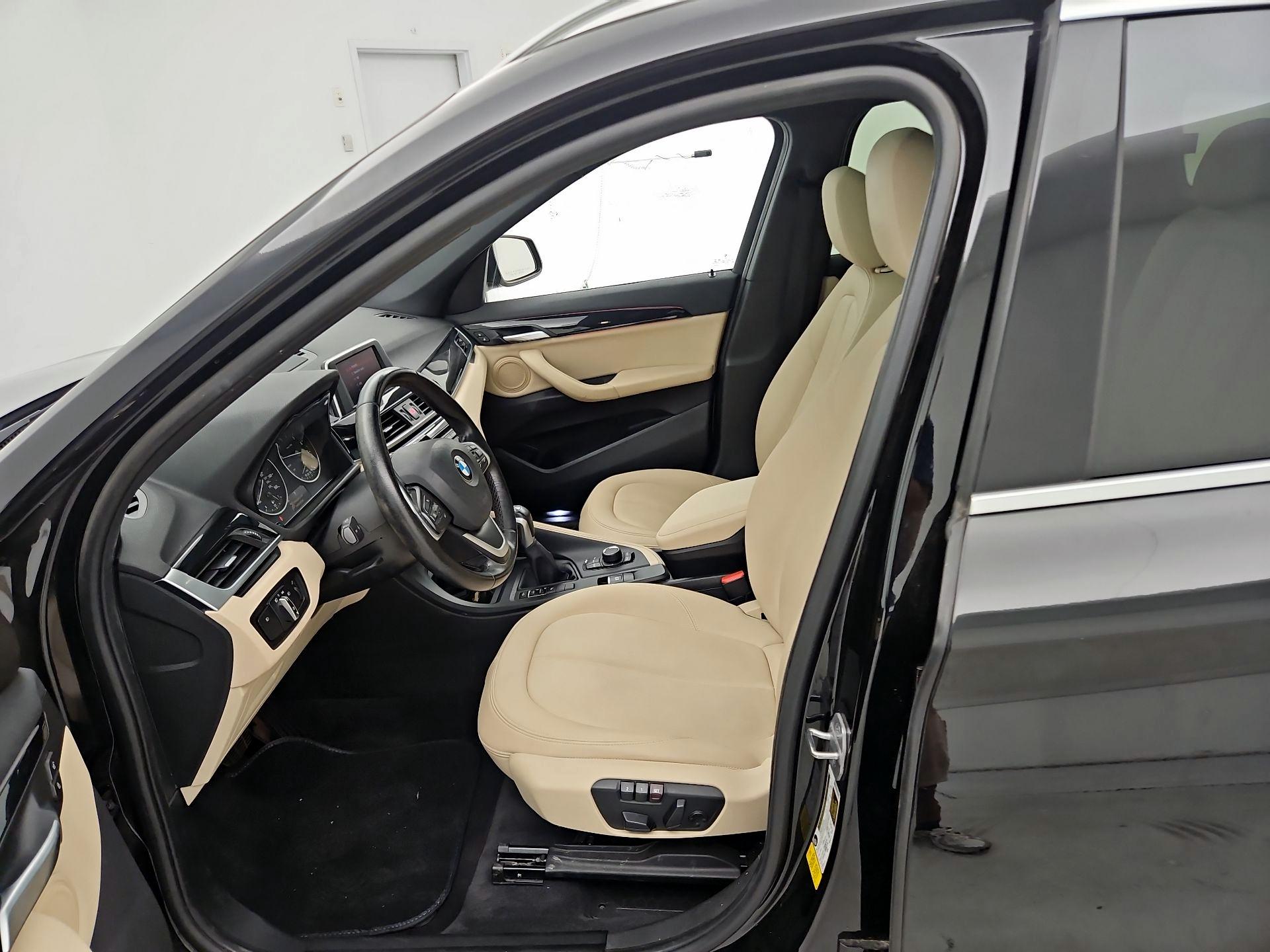 Thumbnail: 2018 BMW X1 - 11