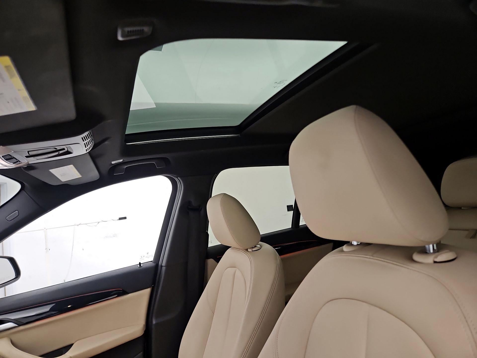 Thumbnail: 2018 BMW X1 - 19